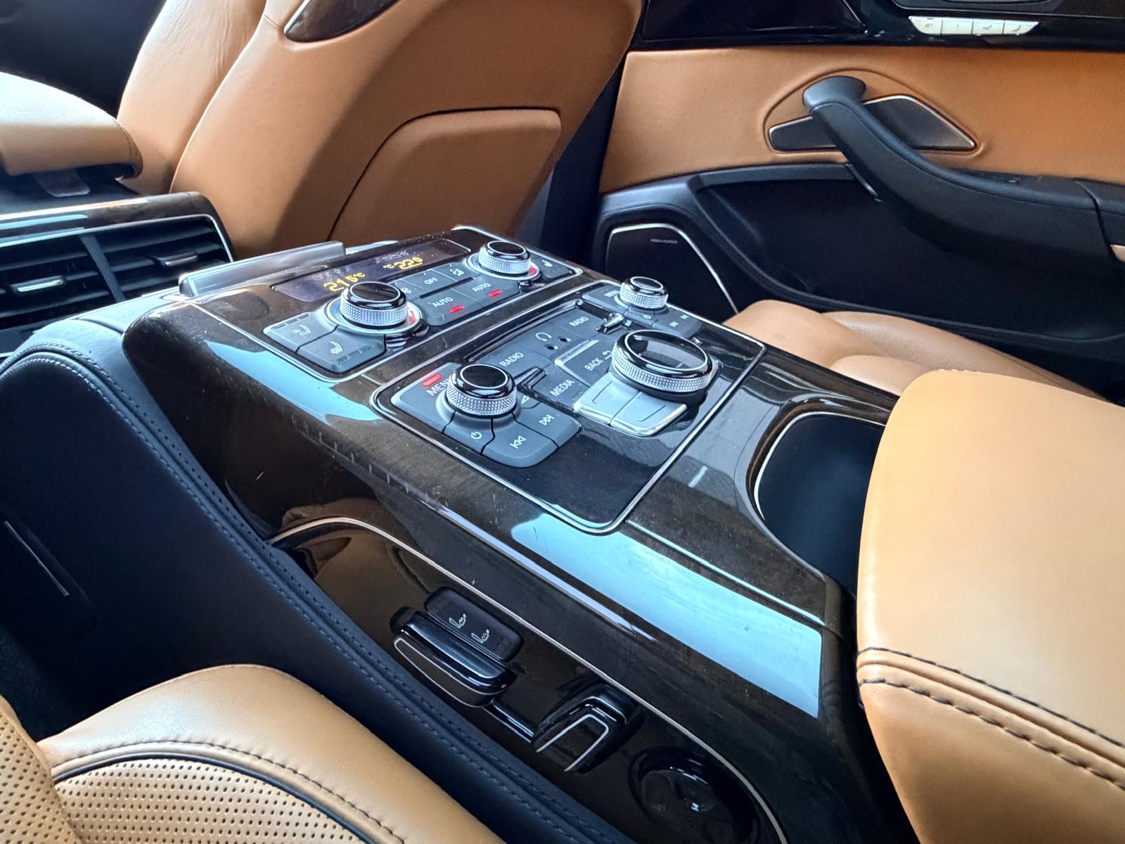 AUDI A8 L 6.3 FSI W12 quattro tiptronic Audi exclusive-image-18