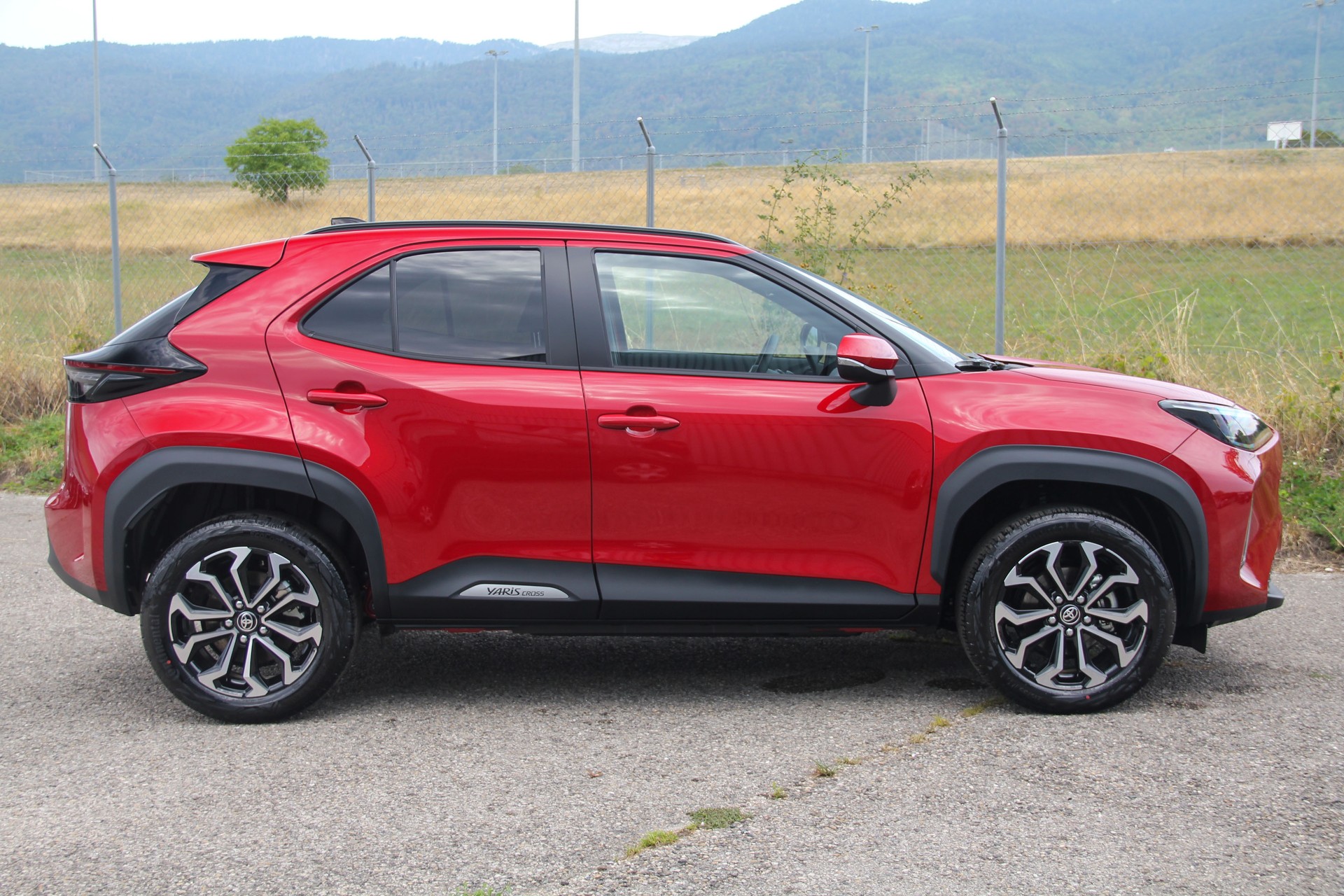 TOYOTA Yaris Cross 1.5 Trend e-CVT 130 ⭐⭐⭐⭐⭐-image-24