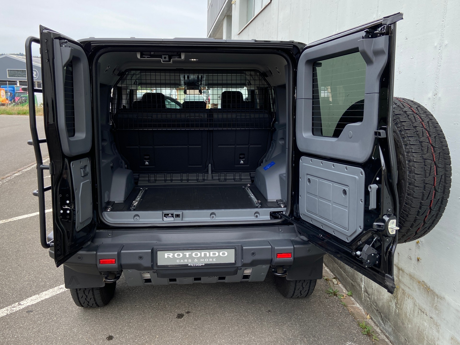 INEOS Grenadier 3.0 Fieldmaster Edition-image-19