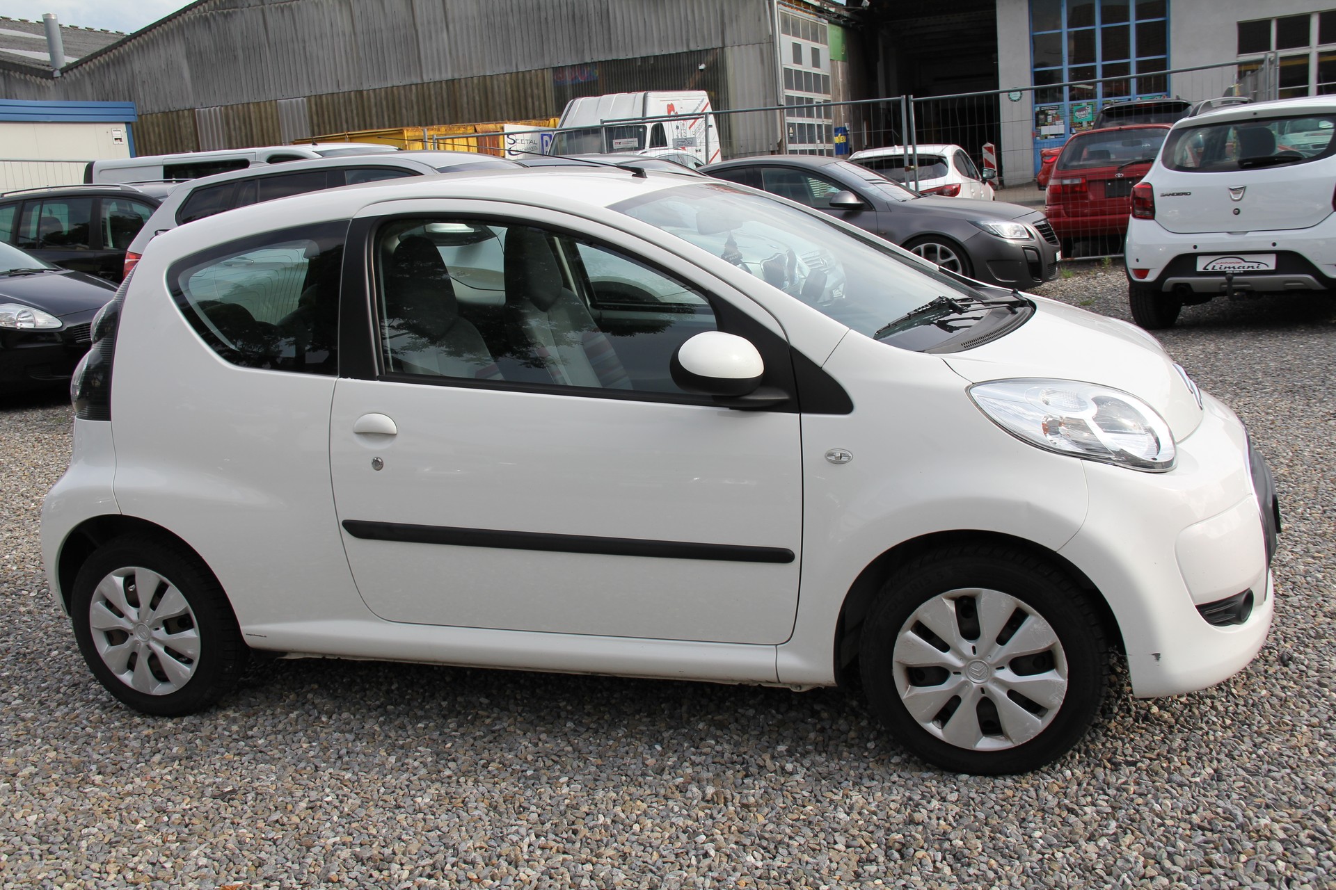 CITROEN C1 1.0i Essentiel (X)-image-2