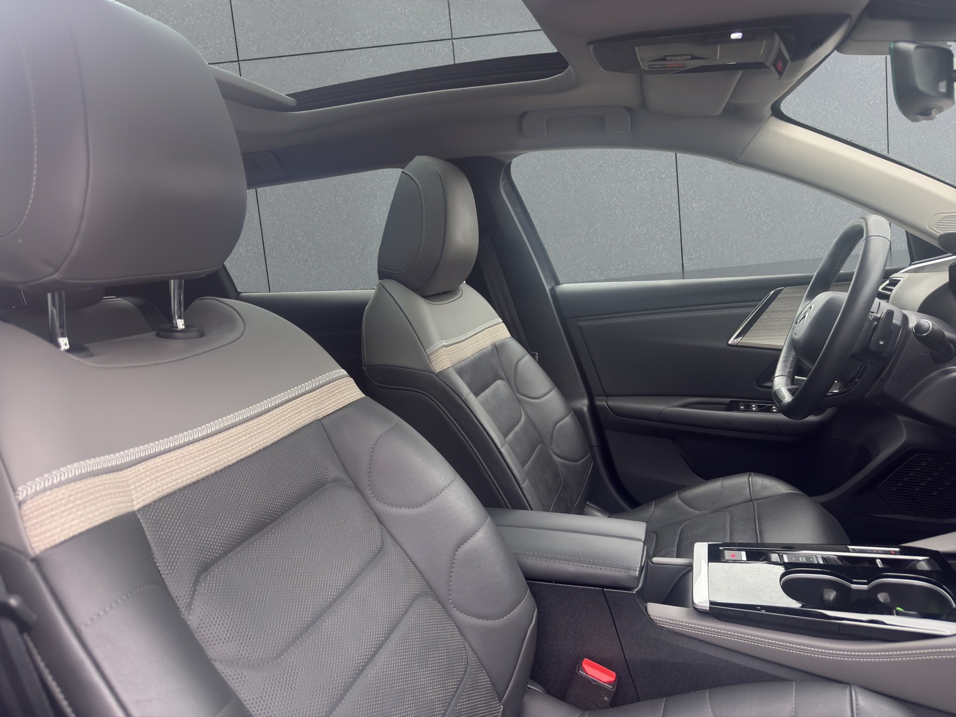 CITROEN C5 X 1.6 Plug-in Hybrid Shine Pack-image-15