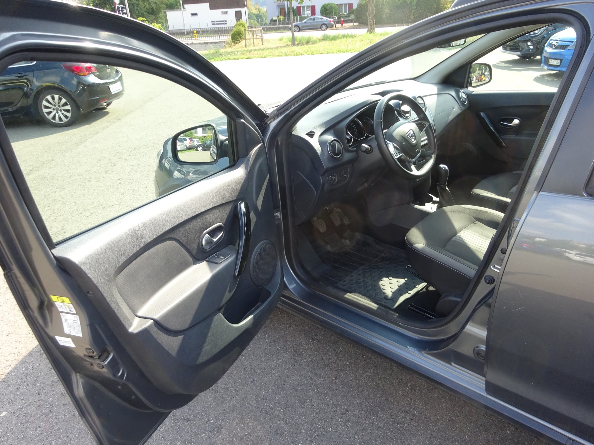 DACIA Sandero TCe 90 Stepway Unlimited 2-image-7