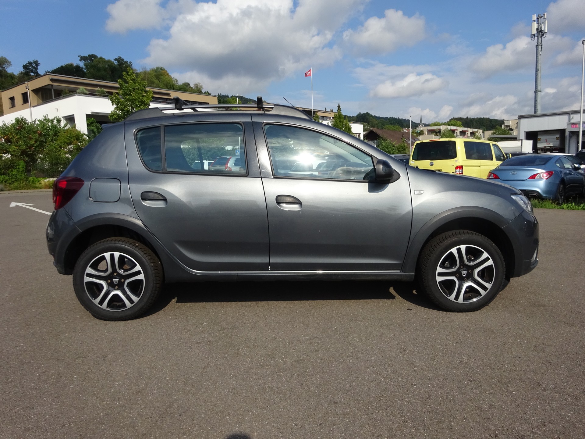 DACIA Sandero TCe 90 Stepway Unlimited 2-image-2