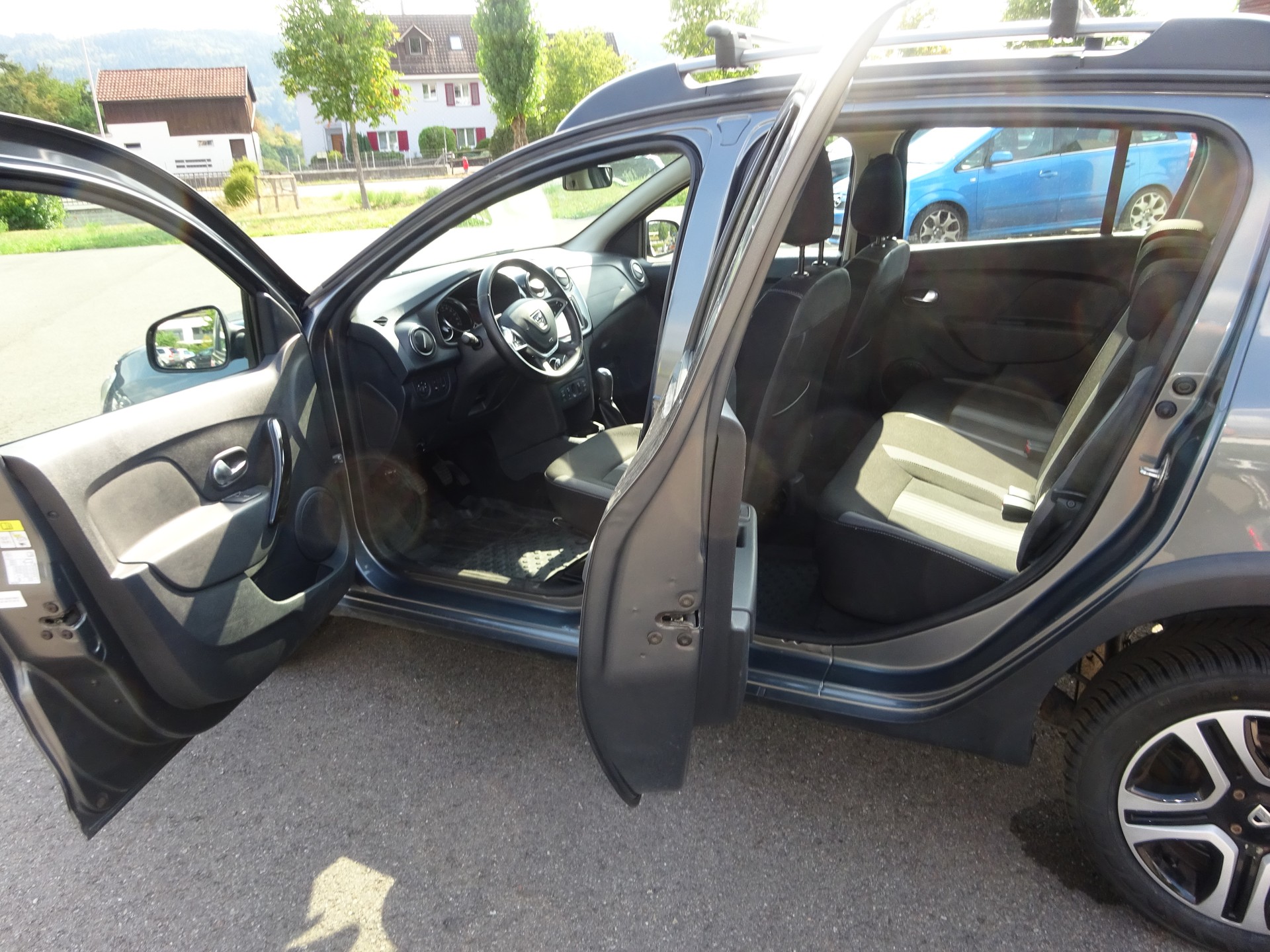 DACIA Sandero TCe 90 Stepway Unlimited 2-image-8