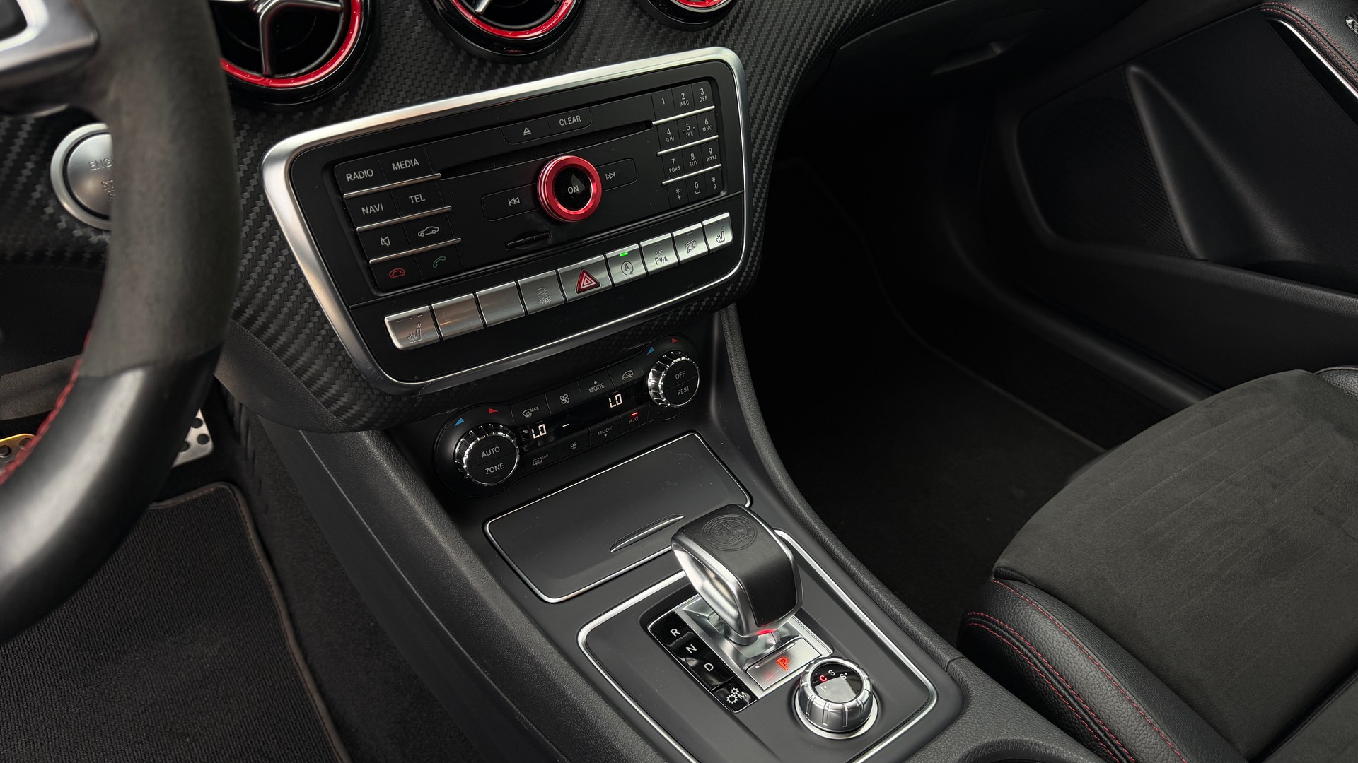 MERCEDES-BENZ A 45 AMG 4Matic Speedshift 7G-DCT Faclift ohne OPF!-image-10