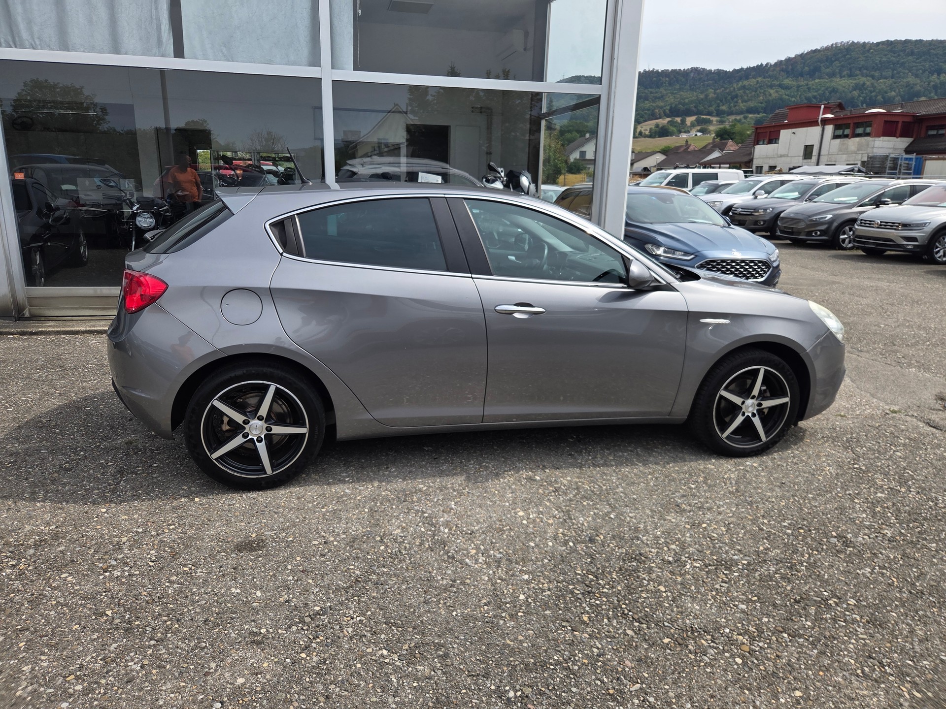 ALFA ROMEO Giulietta 1.4 T Distinctive-image-8
