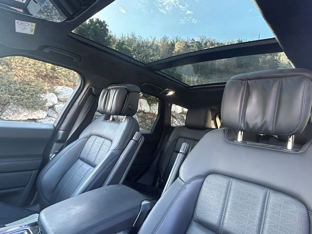 LAND ROVER 3.0 V6 SC Autobiography Dynamic-image-2