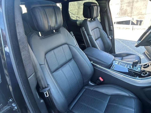 LAND ROVER 3.0 V6 SC Autobiography Dynamic-image-5