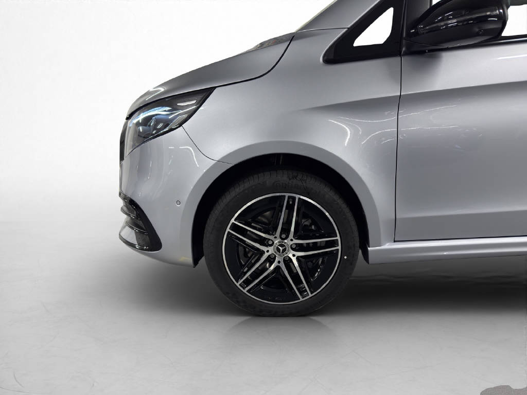 MERCEDES-BENZ V 300 d Exclusive Swiss Edition 4Matic Lang-image-7
