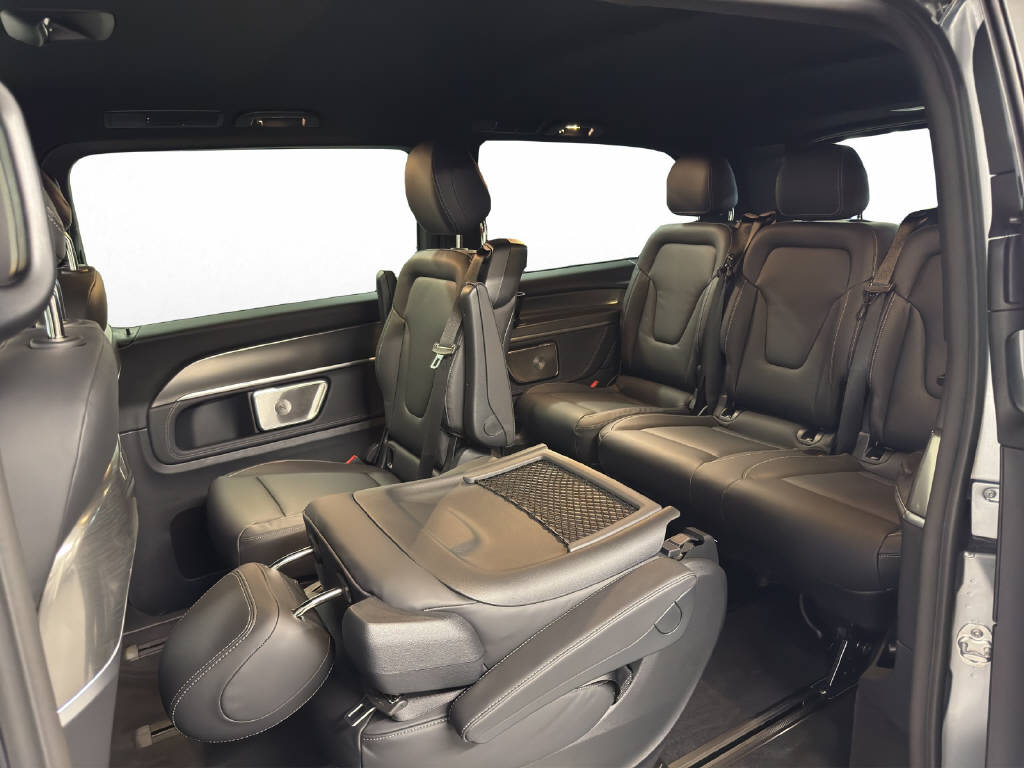 MERCEDES-BENZ V 300 d Exclusive Swiss Edition 4Matic Lang-image-13