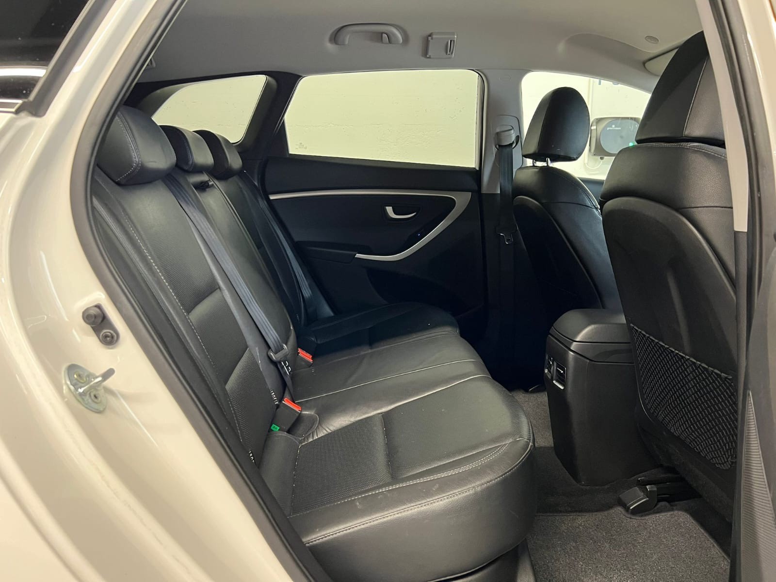 HYUNDAI i30 sw 1.6 GDi Go-image-7