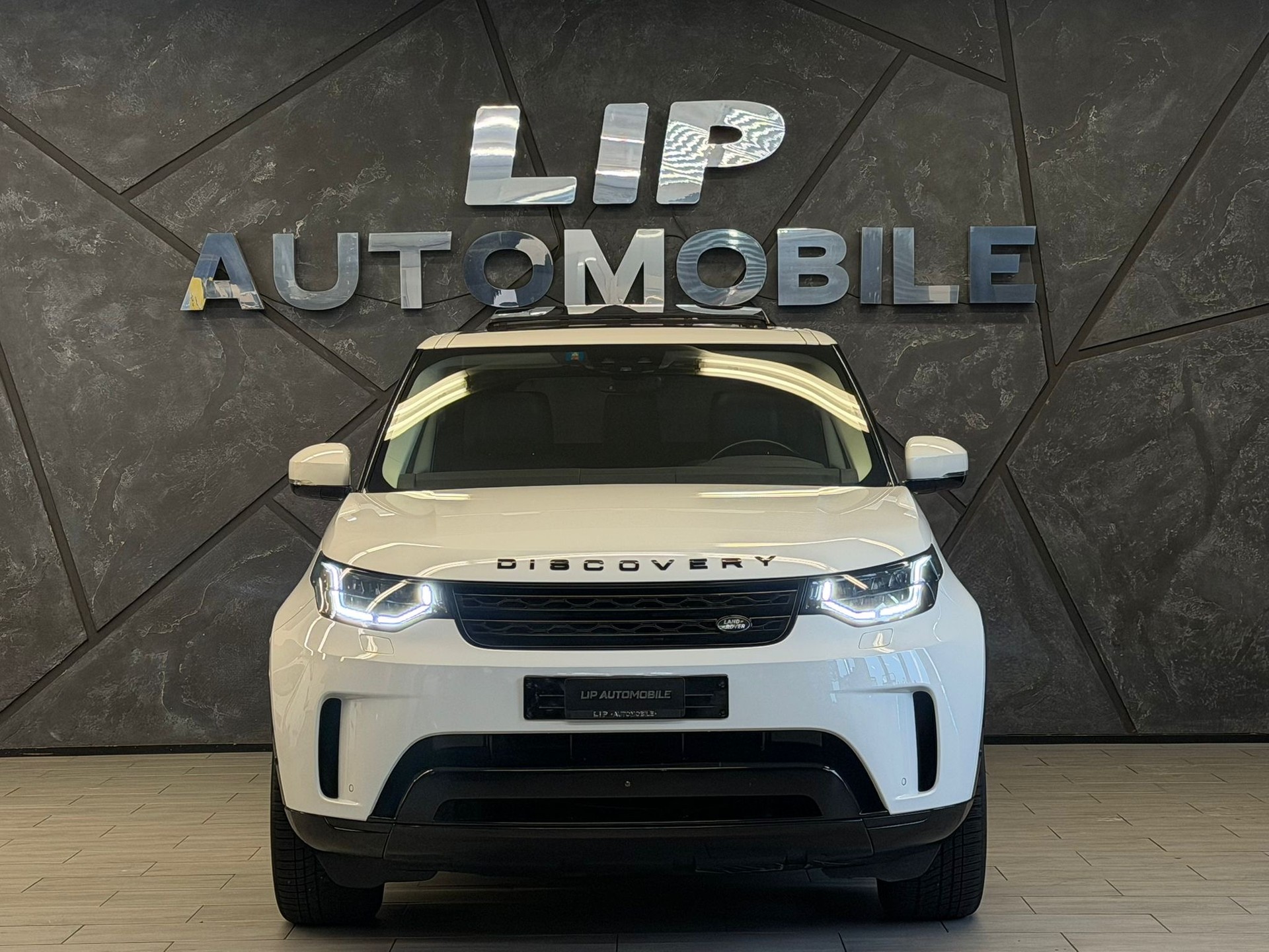 LAND ROVER Discovery 2.0 SD4 HSE Automatic-image-1