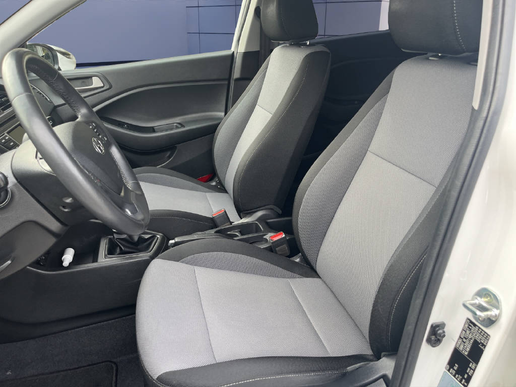 HYUNDAI i20 1.0 T-GDi 120 Amplia-image-9