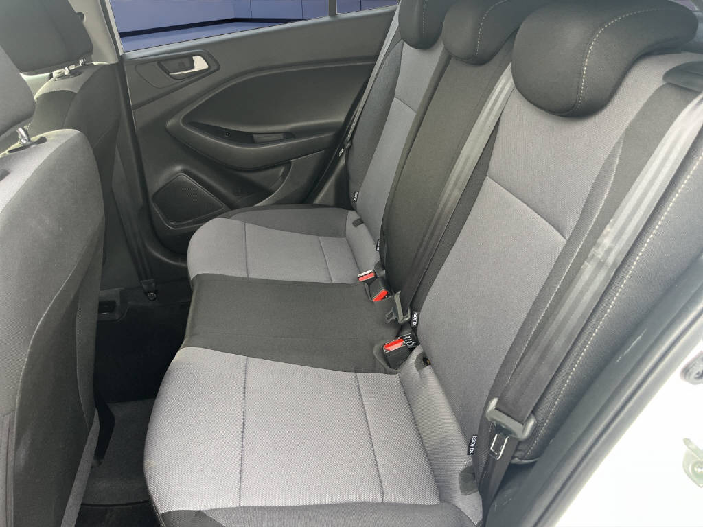 HYUNDAI i20 1.0 T-GDi 120 Amplia-image-10