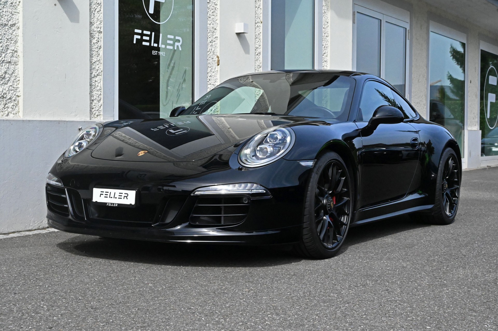 PORSCHE 911 Carrera 4 GTS PDK-image-1