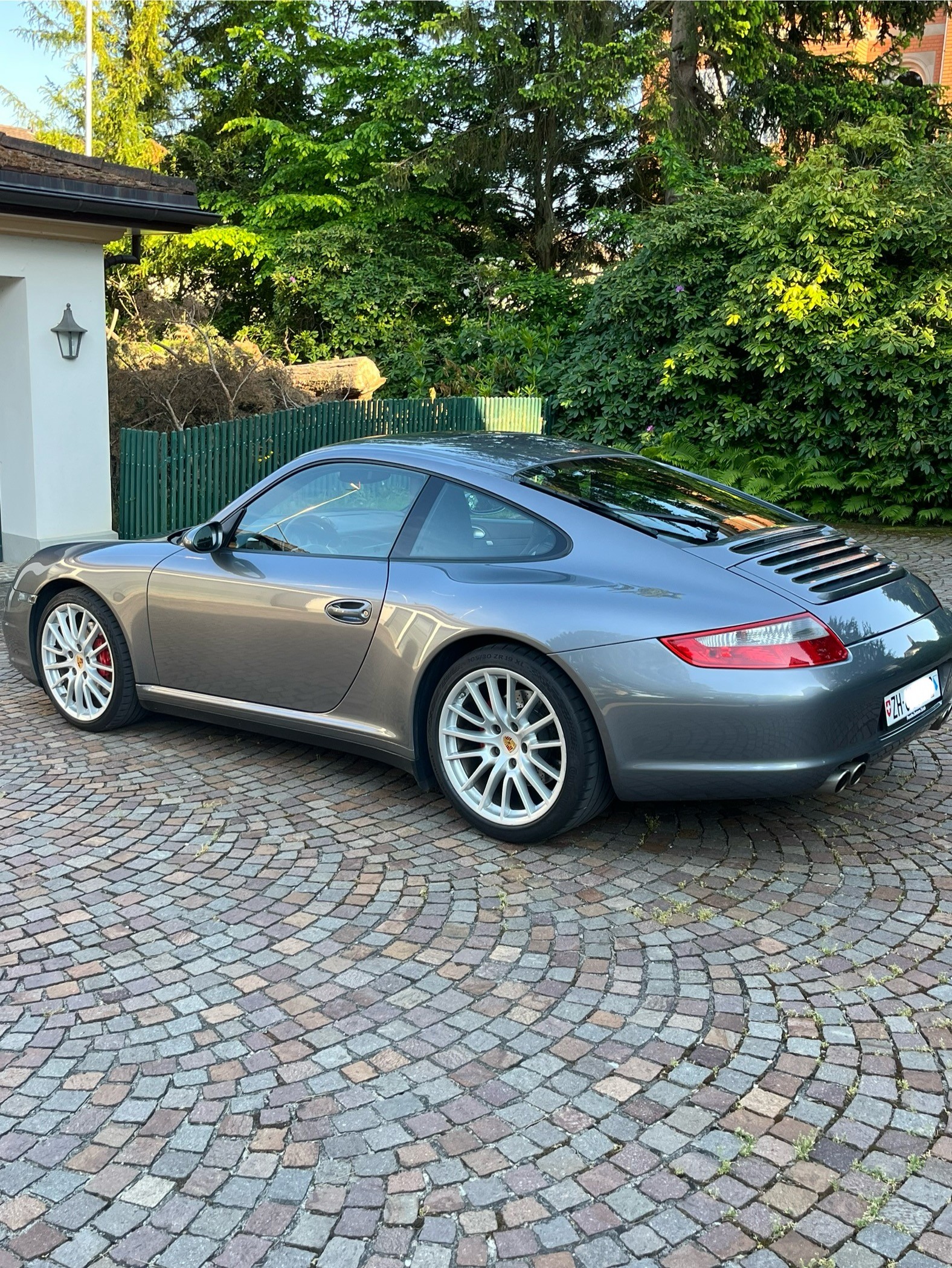 PORSCHE 3.8 Carrera 4S-image-1