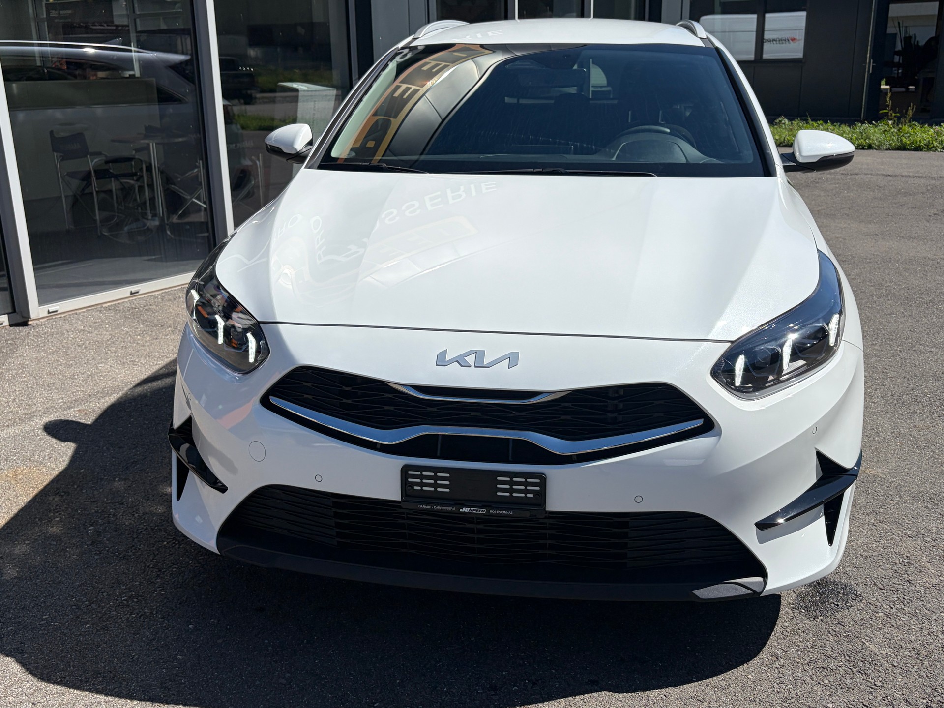 KIA Ceed Sportswagon 1.5 T-GDi Power DCT-showroom-element-1