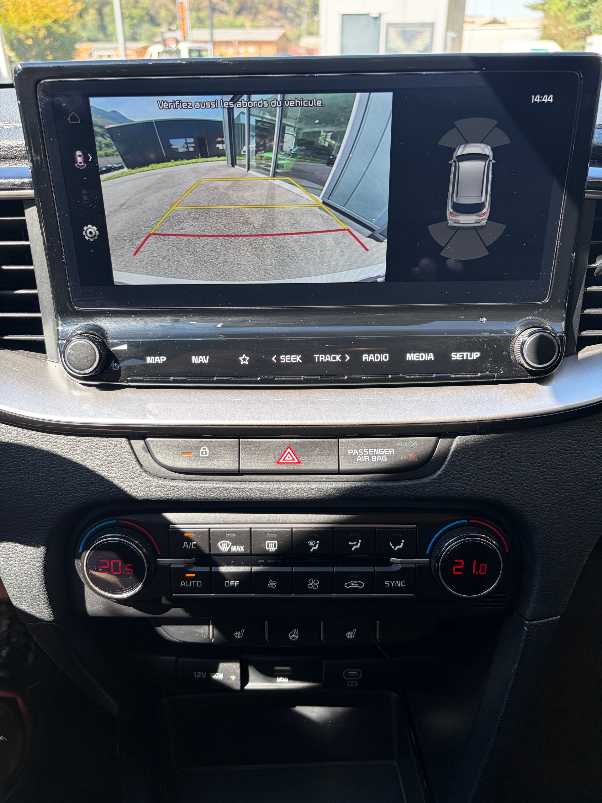 KIA Ceed Sportswagon 1.5 T-GDi Power DCT-image-6