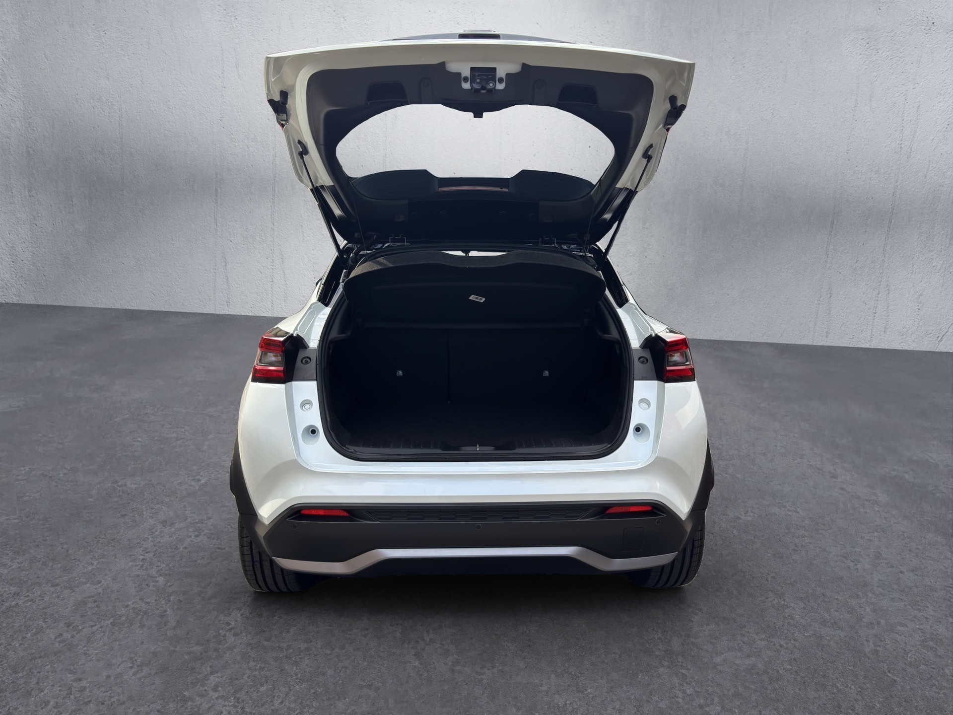 NISSAN Juke 1.6 FHEV N-Design-image-16