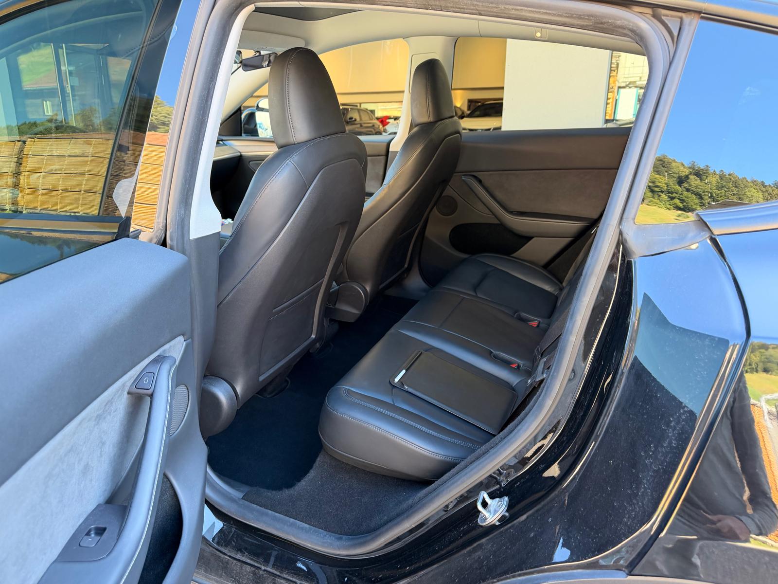 TESLA Model Y Performance AWD đ„-image-7