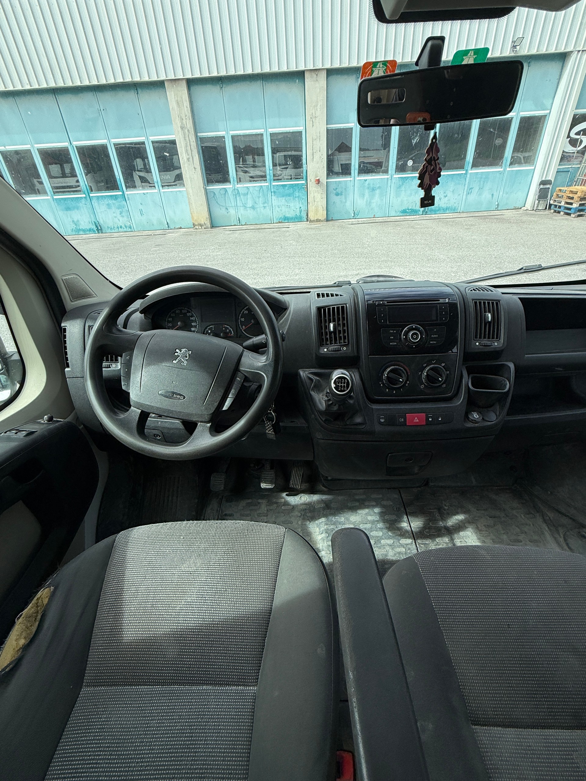 PEUGEOT Boxer 3.0 HDI 335 L2-image-5