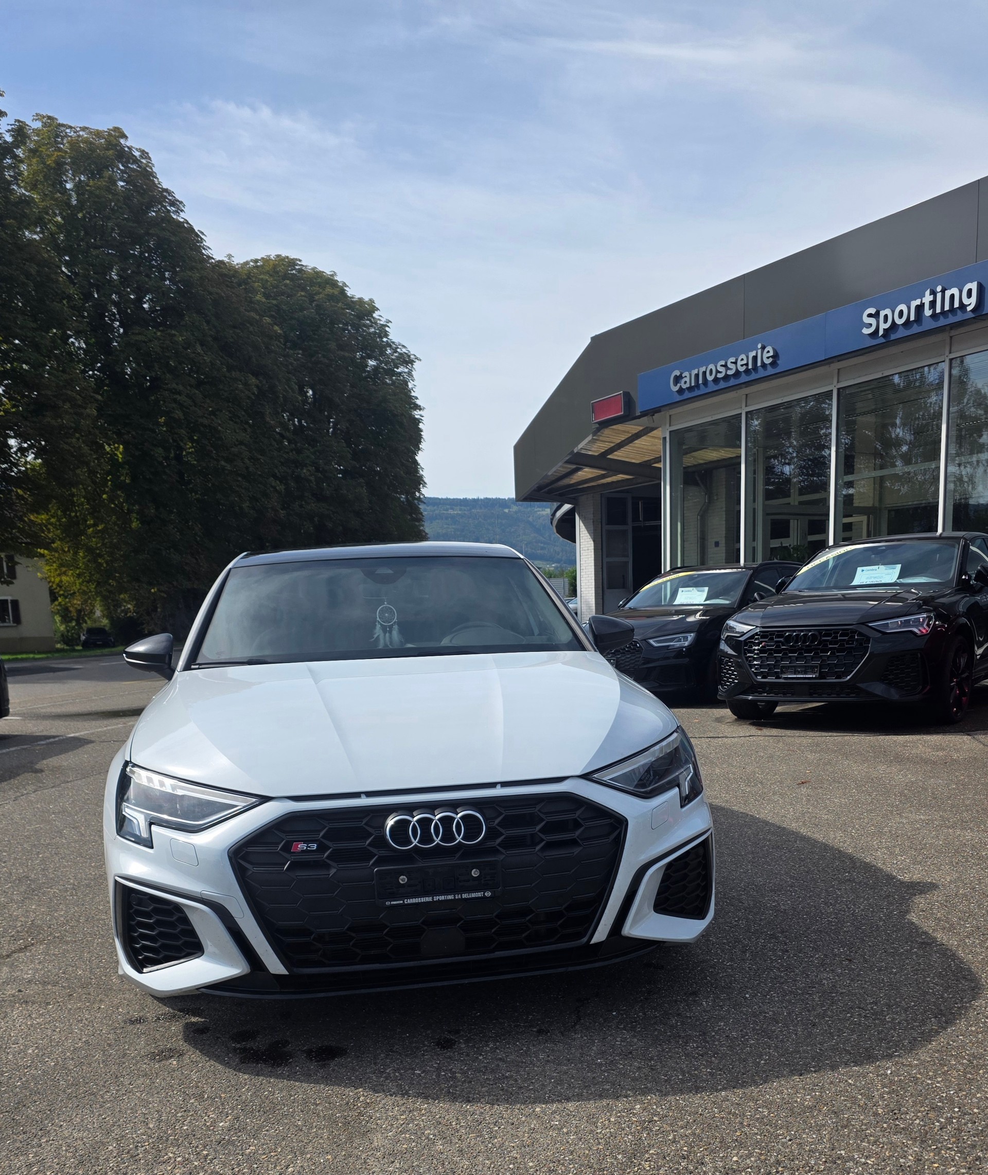 AUDI S3 Sportback 2.0 TFSI quattro S-tronic-image-2