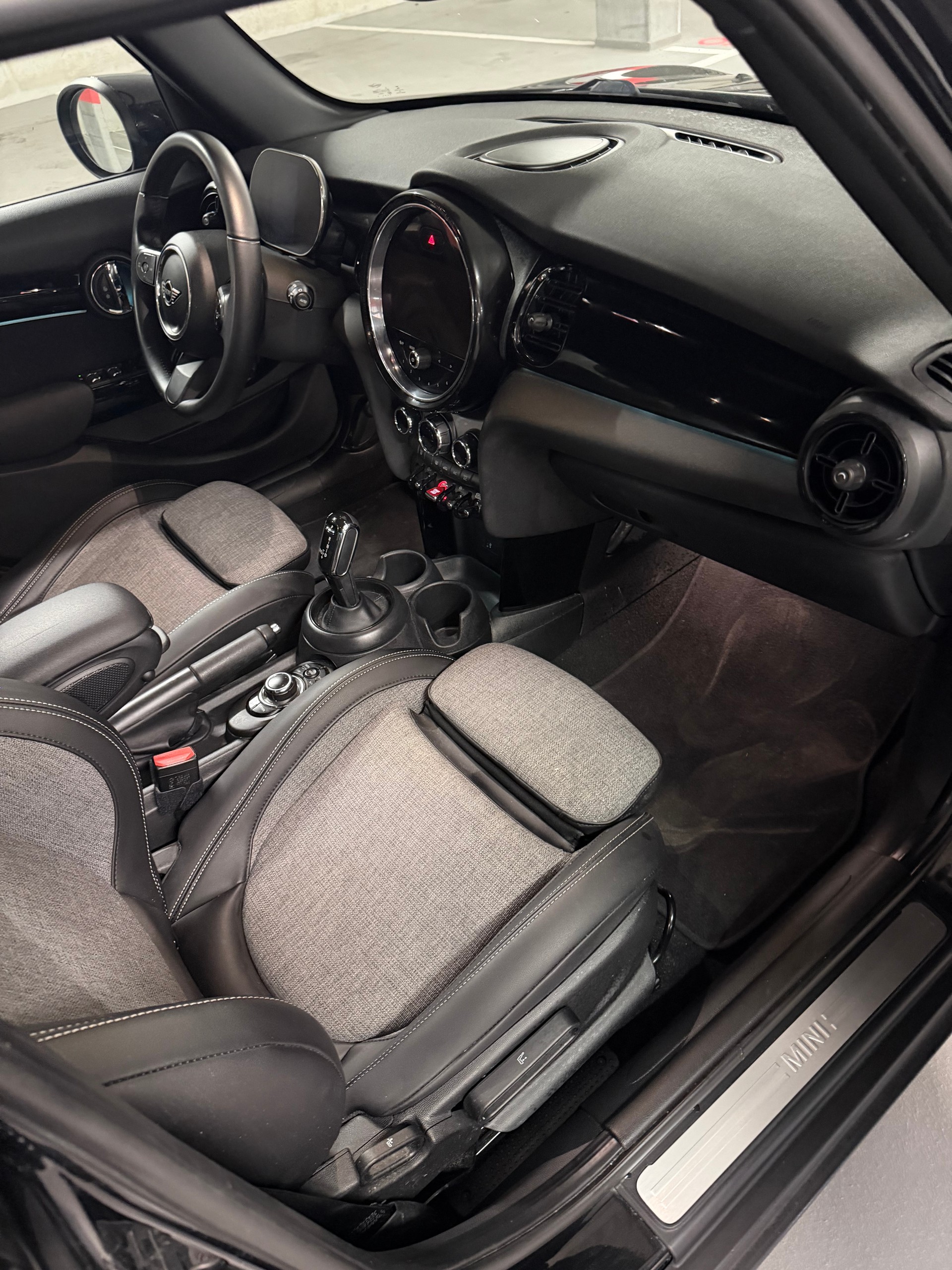 MINI Cooper Steptronic DKG-image-8
