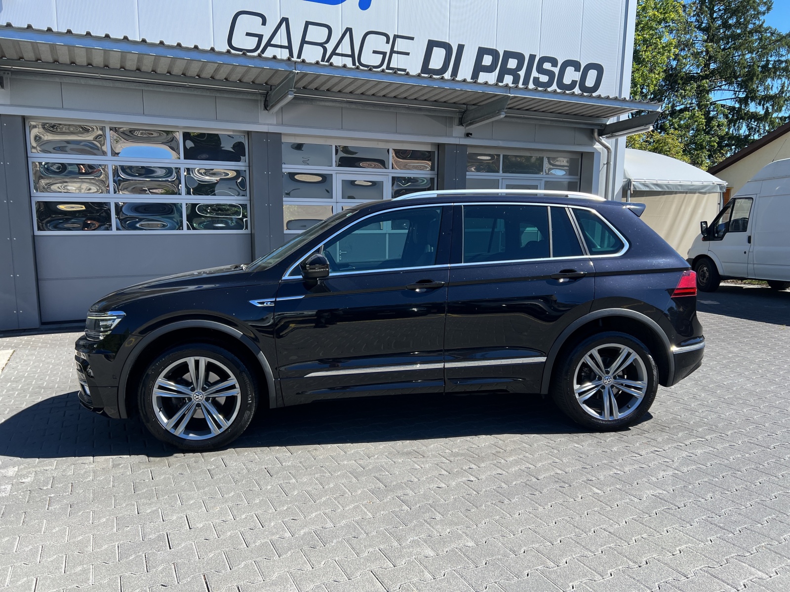 VW Tiguan 2.0 TDI SCR Highline4Motion DSG-image-1