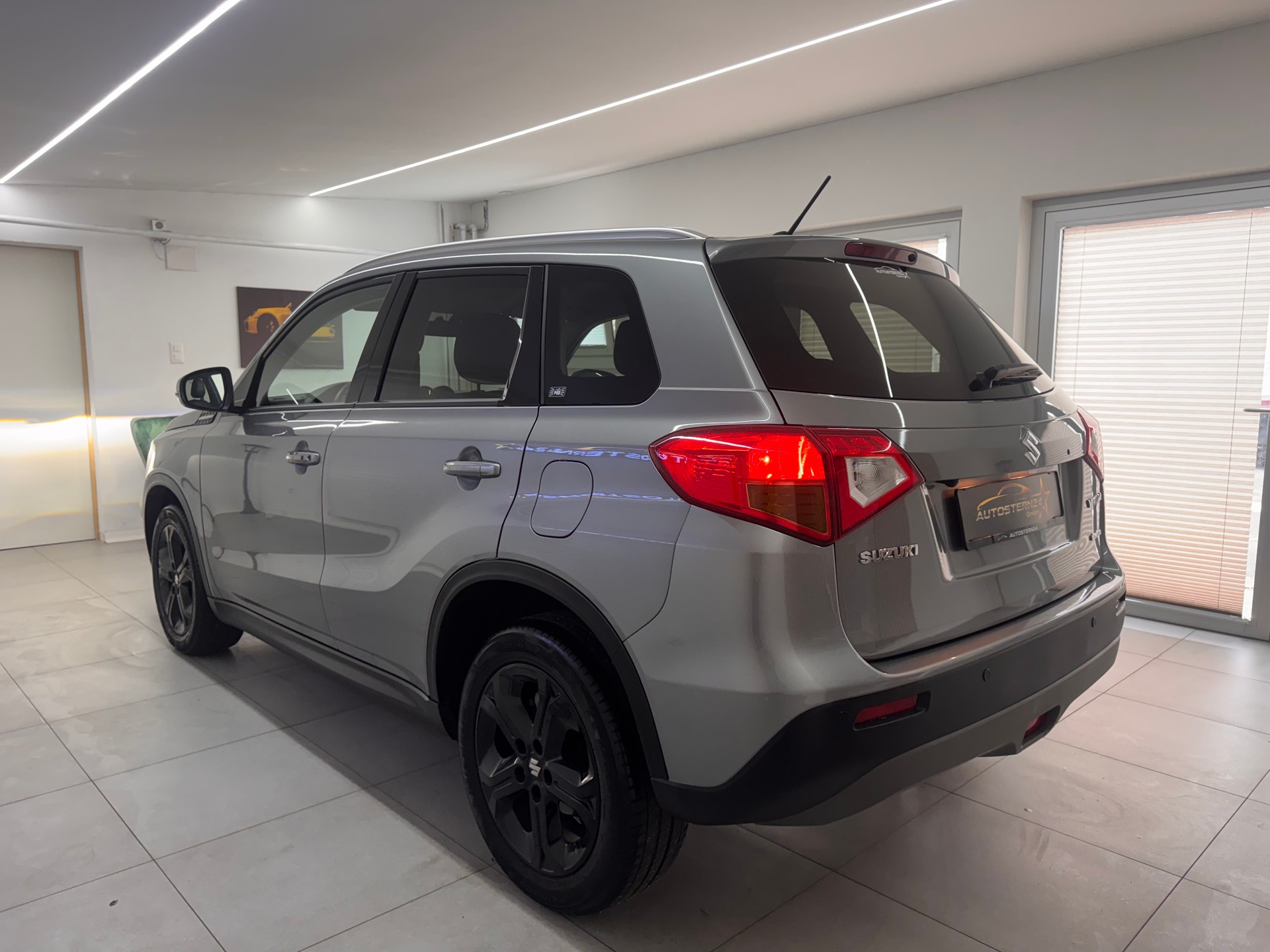 SUZUKI Vitara 1.4 4x4 Boosterjet Sergio Cellano Top Automati*CH-Fahrzeug*-image-5