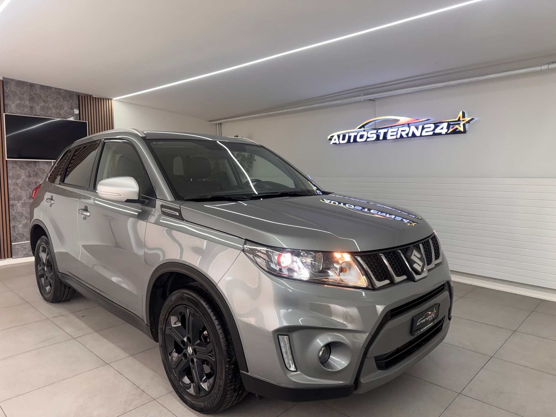 SUZUKI Vitara 1.4 4x4 Boosterjet Sergio Cellano Top Automati*CH-Fahrzeug*-image-1