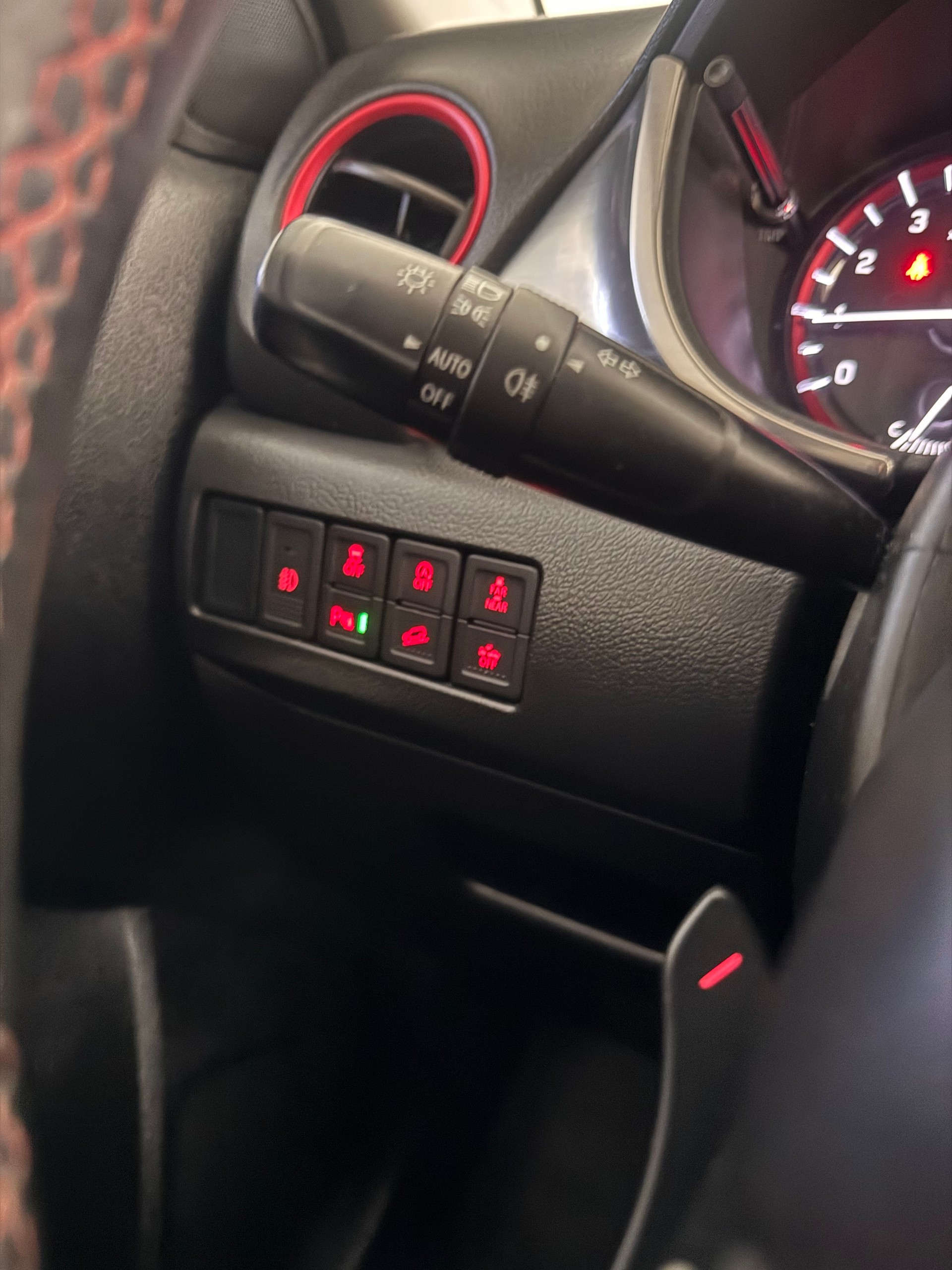 SUZUKI Vitara 1.4 4x4 Boosterjet Sergio Cellano Top Automati*CH-Fahrzeug*-image-19