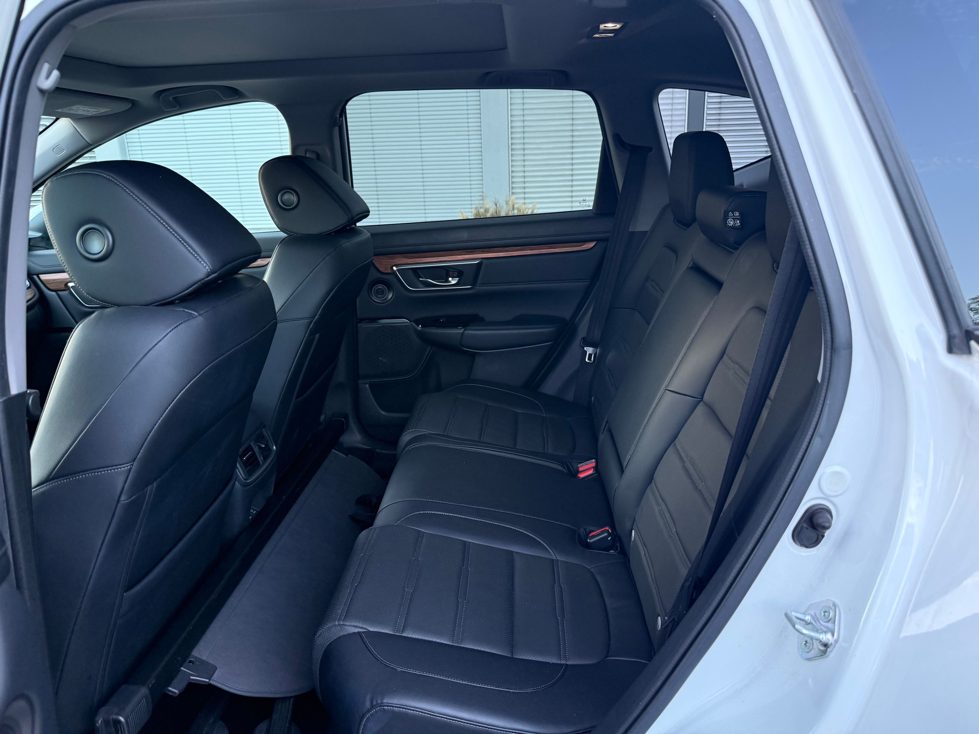 HONDA CR-V 1.5 i-VTEC Lifestyle 4WD Automatic-image-7