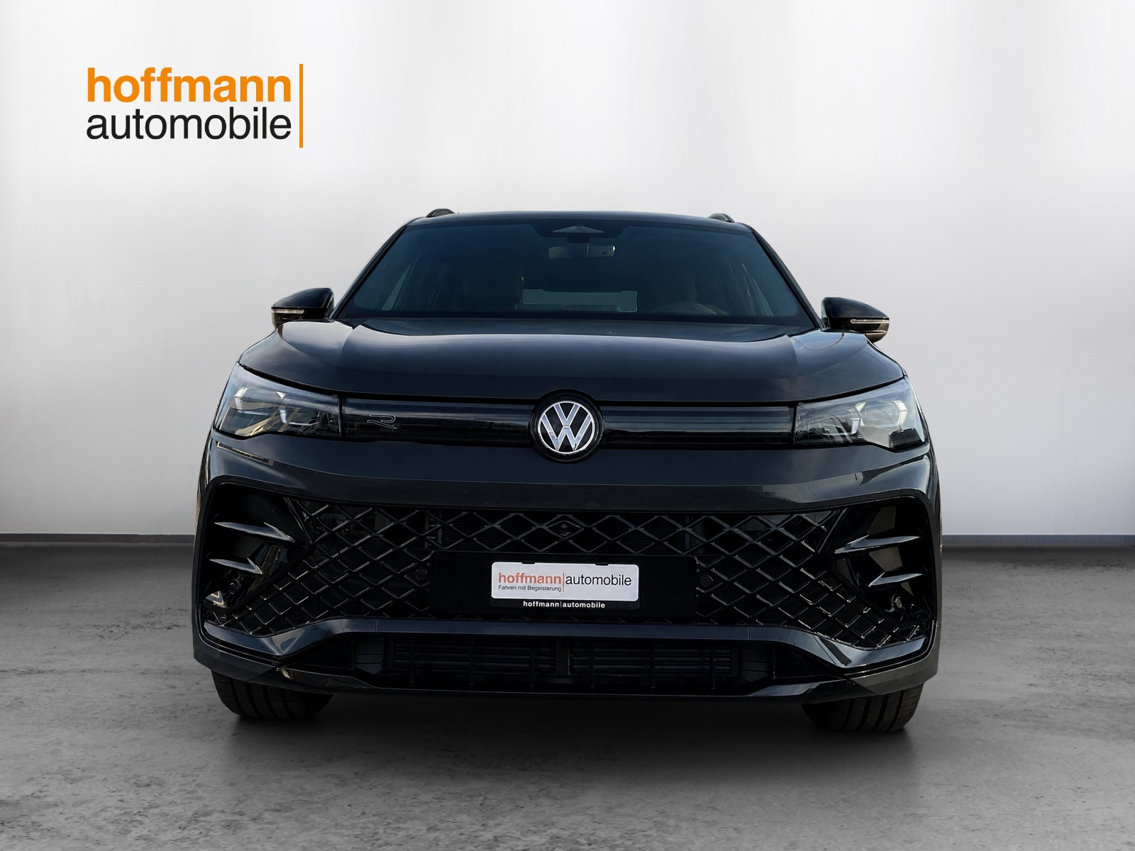 VW Tiguan 2.0 TSI DSG R-Line United 4Motion-image-1