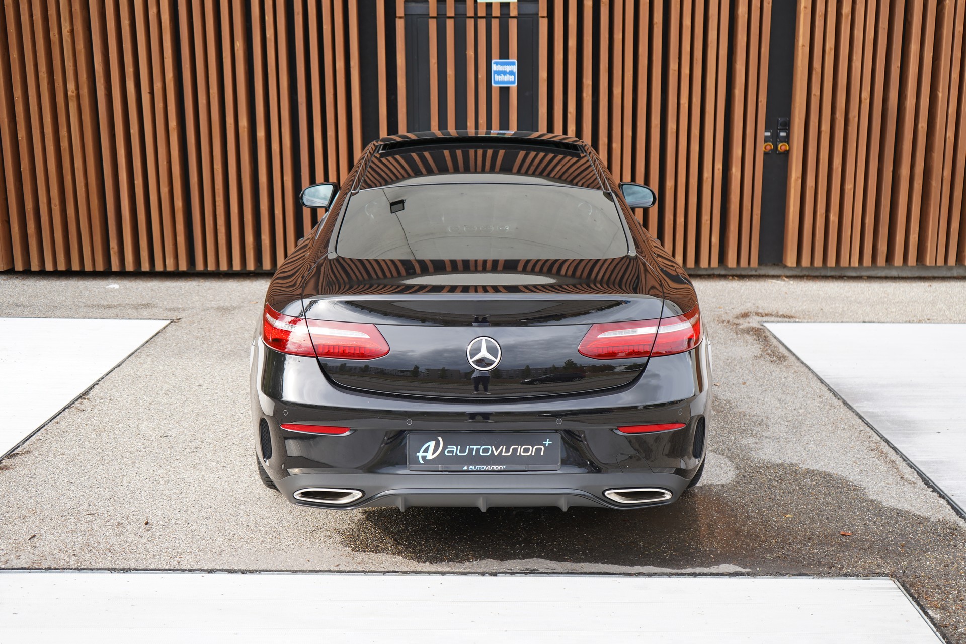 MERCEDES-BENZ E 450 COUPÉ AMG LINE BLACK 4 MATIC 9G-TRONIC l 367 PS-image-14