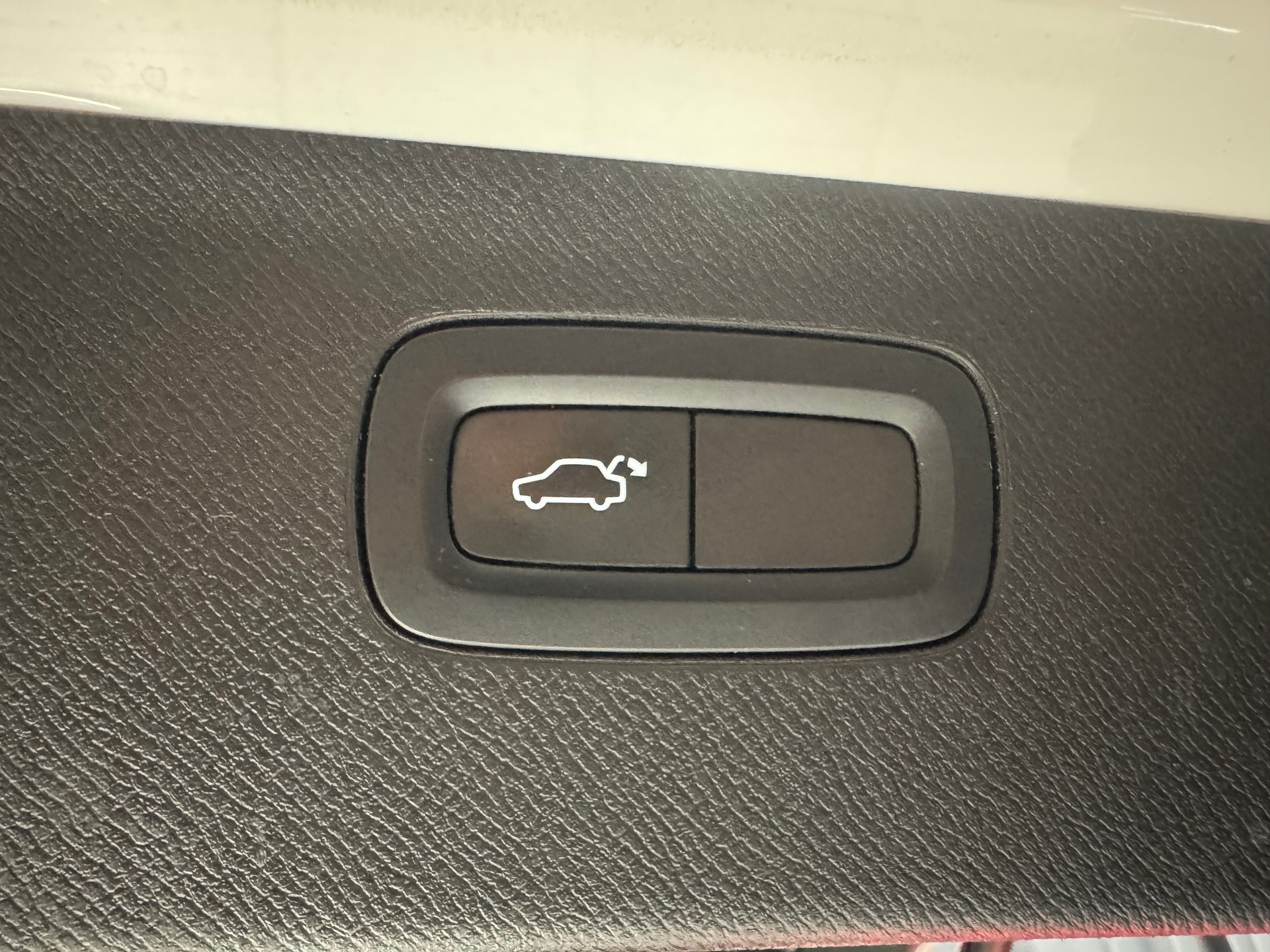 VOLVO XC90 7 Pl. D5 AWD Momentum Geartronic (17)-image-19
