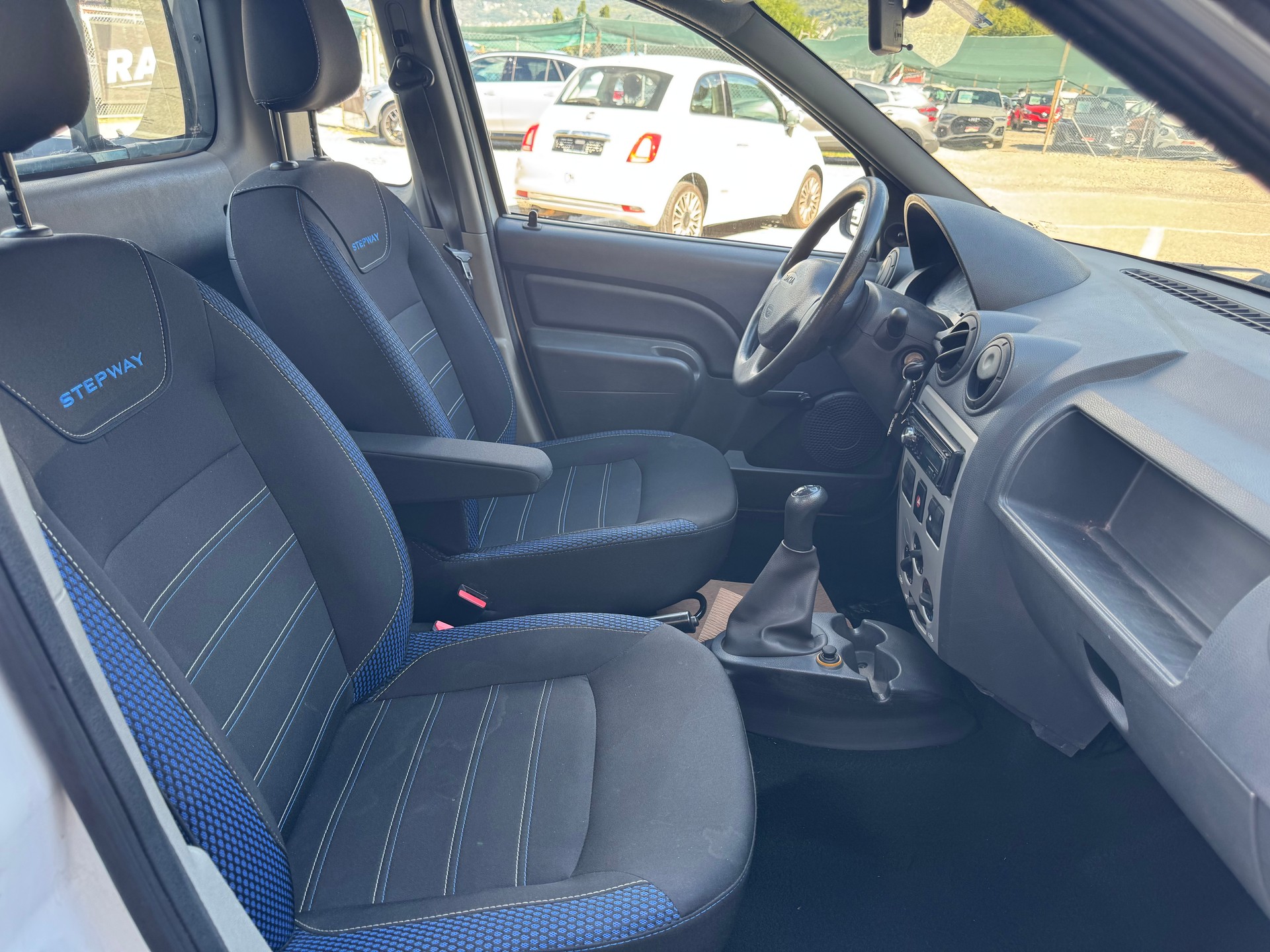 DACIA Logan 1.6-image-3