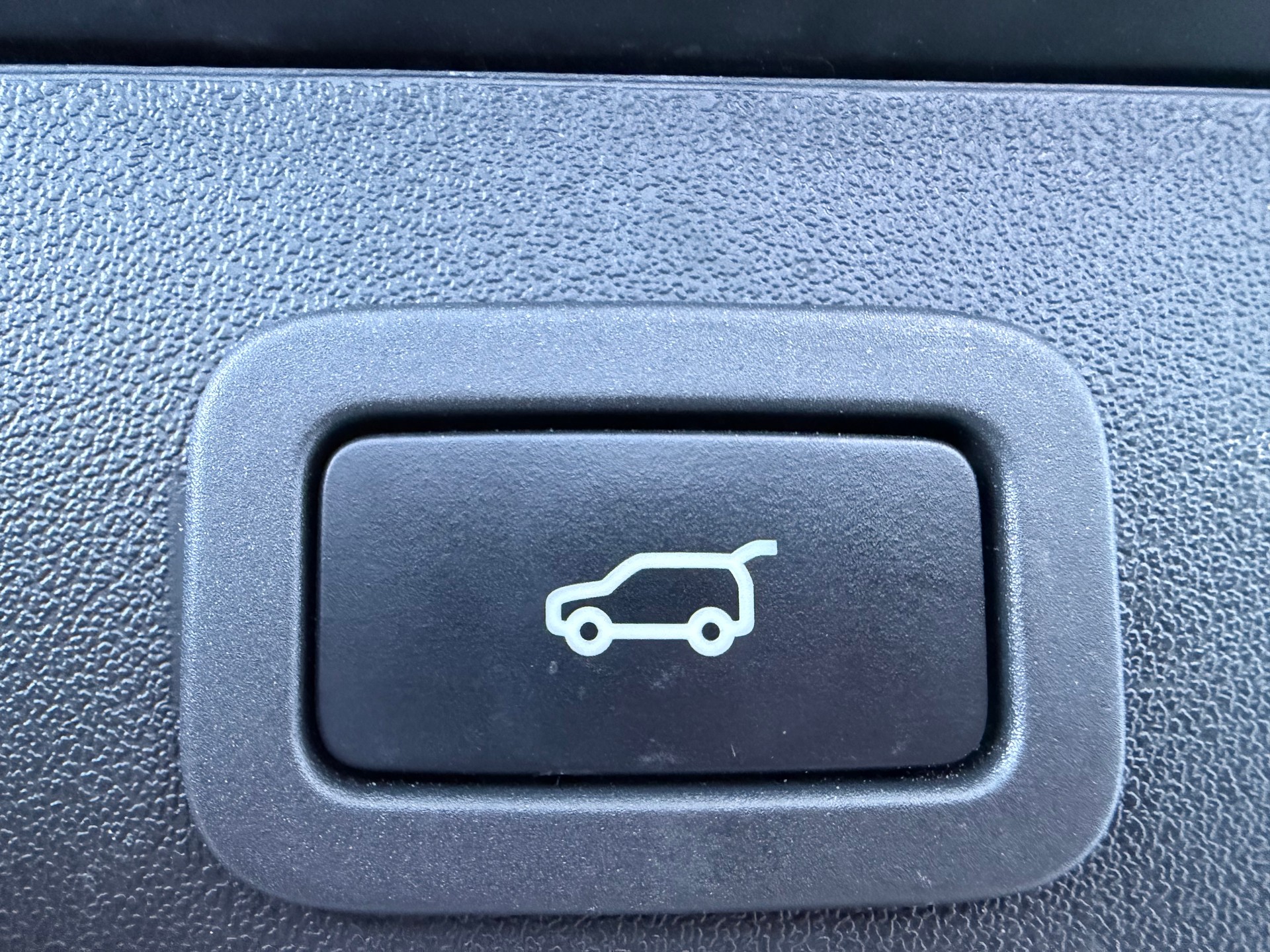 JAGUAR XF Sportbrake 25d Portfolio AWD Automatic-image-10
