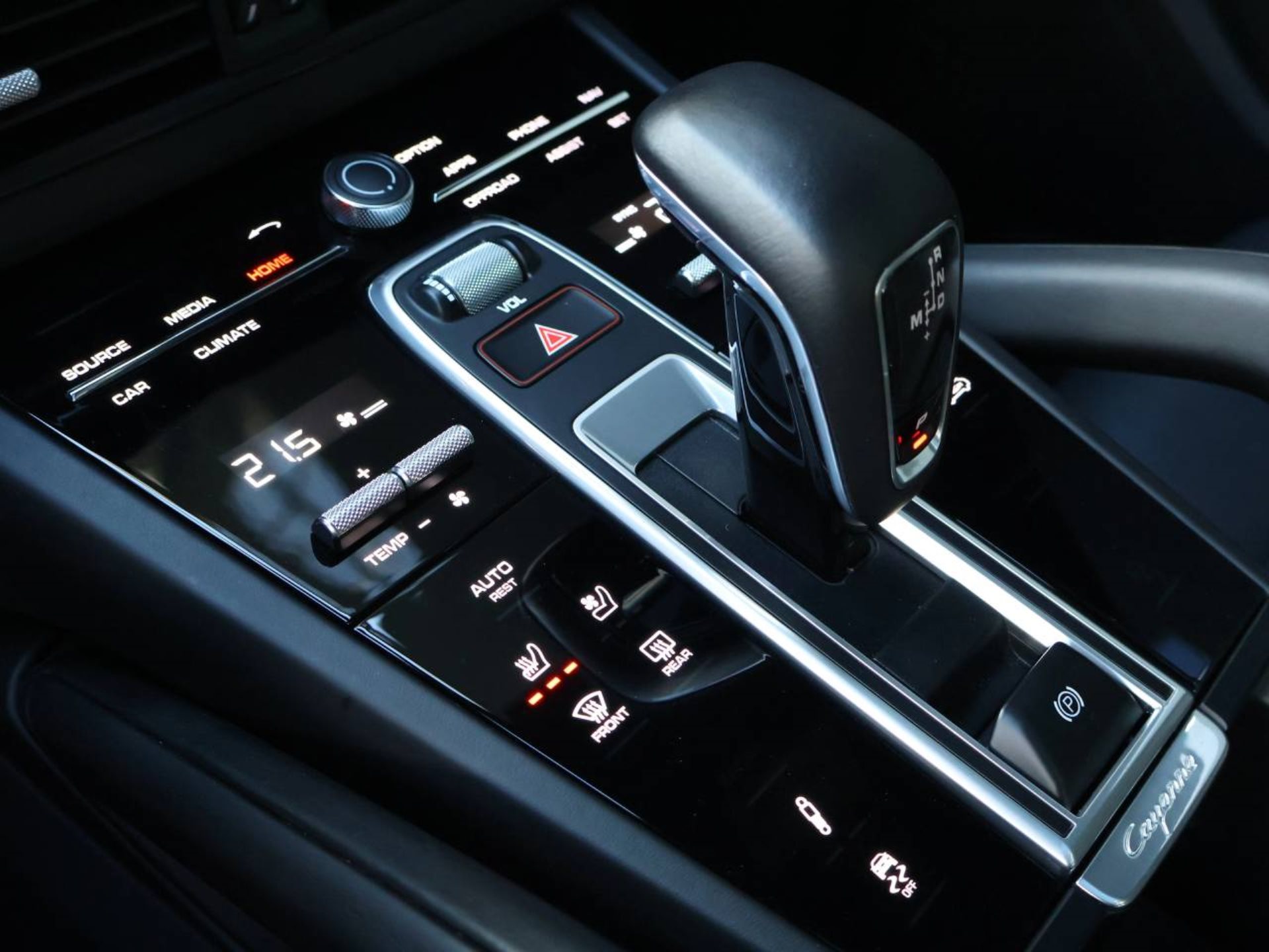 PORSCHE Cayenne GTS-image-24