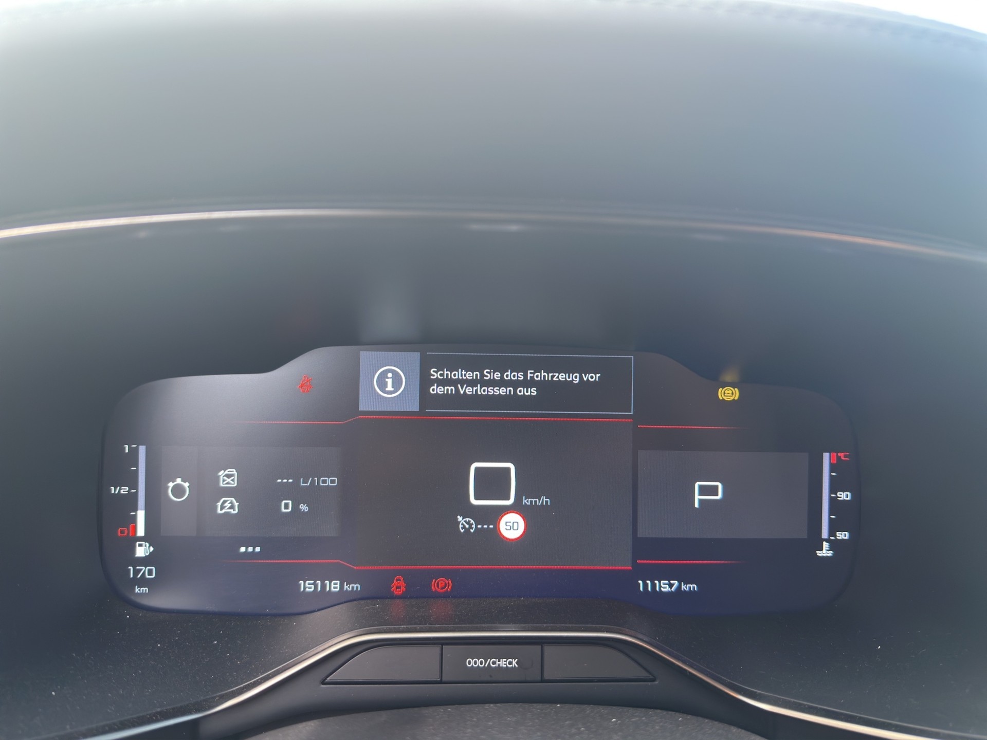 CITROEN C5 Aircross 1.2 HEV Plus-image-10