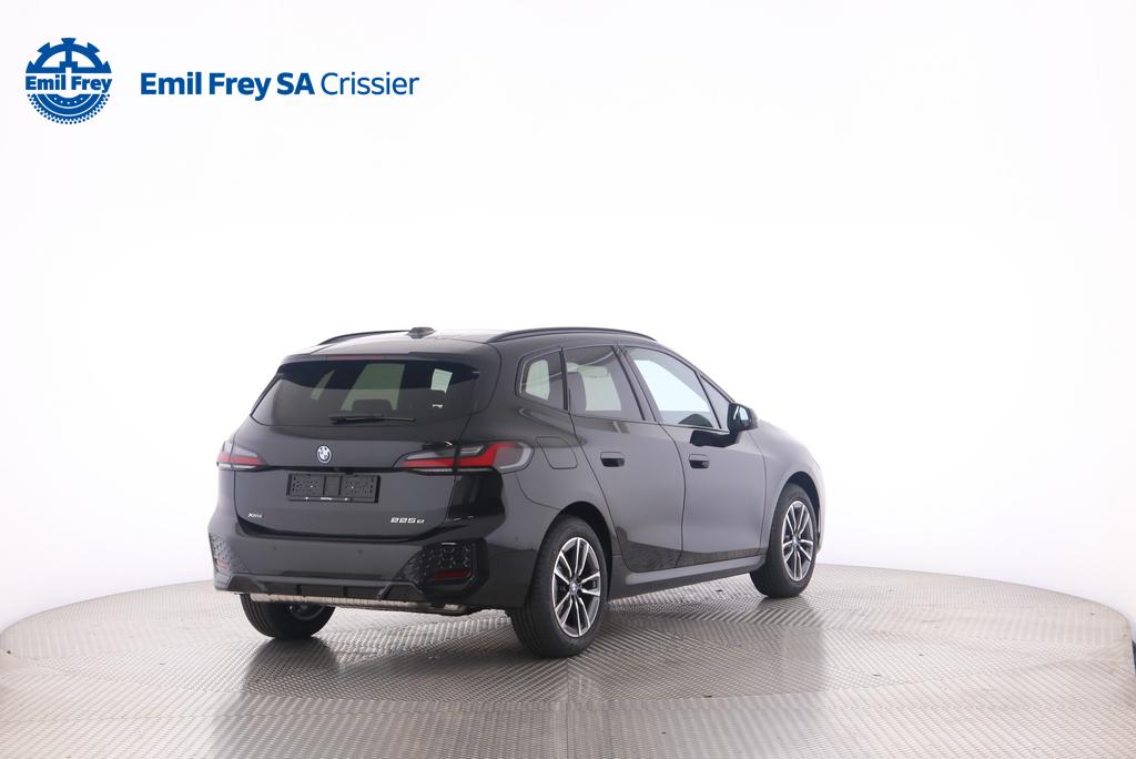 BMW 225e xDrive Active Tourer-image-1