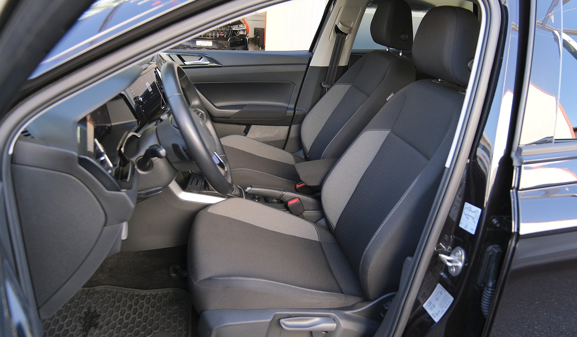 VW Polo 1.0 TSI Life DSG-image-3
