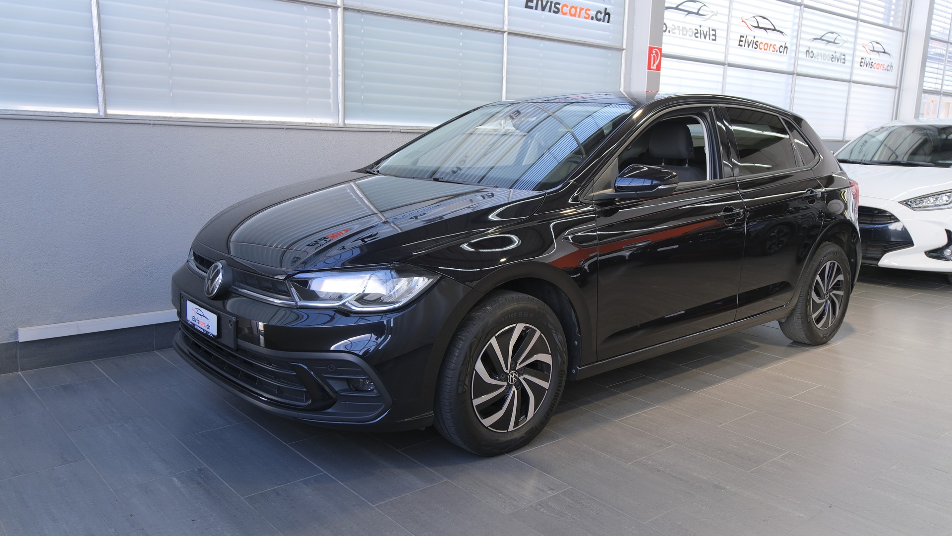 VW Polo 1.0 TSI Life DSG-image-7