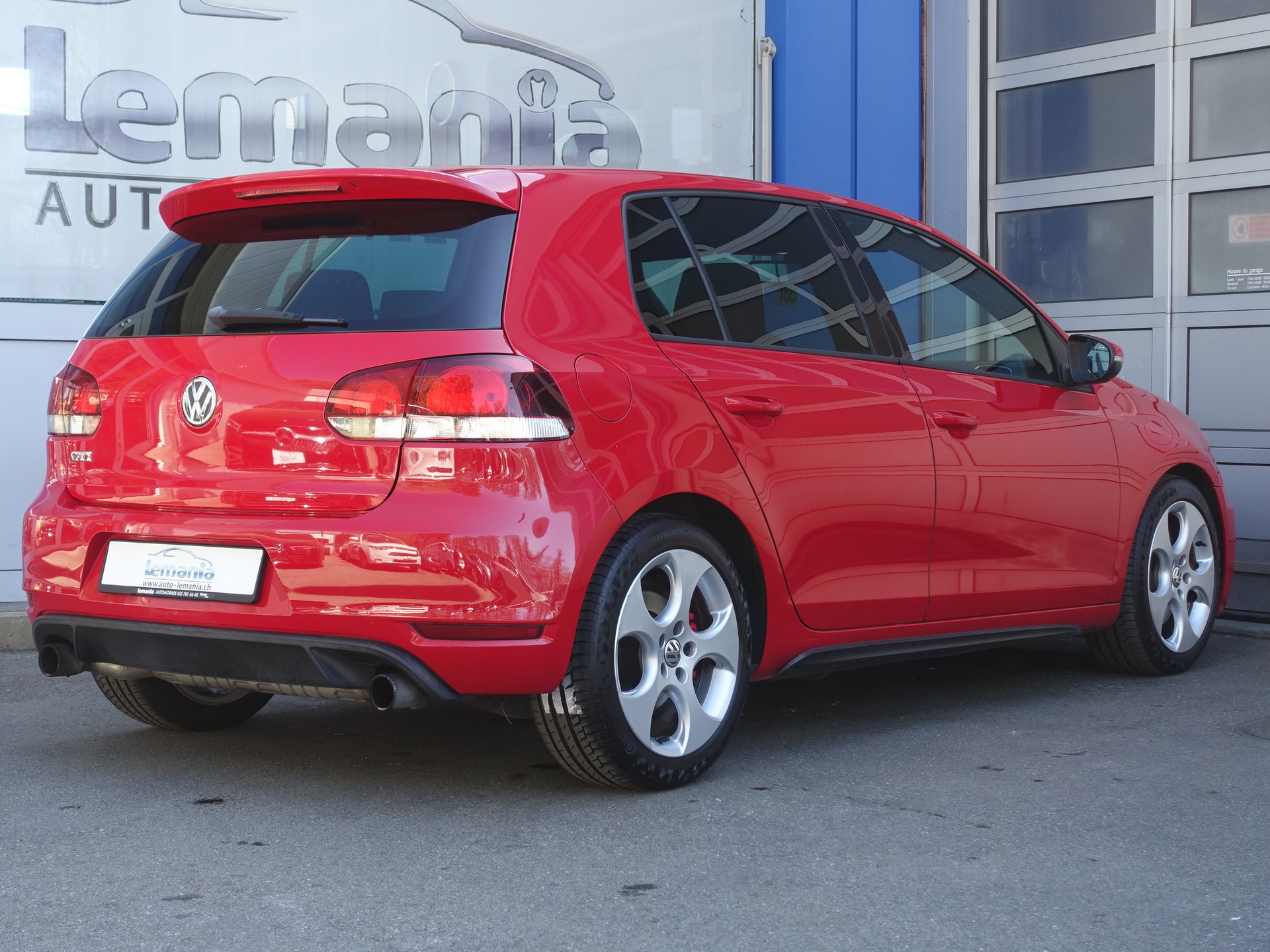 VW Golf 2.0 TSI GTI-image-6