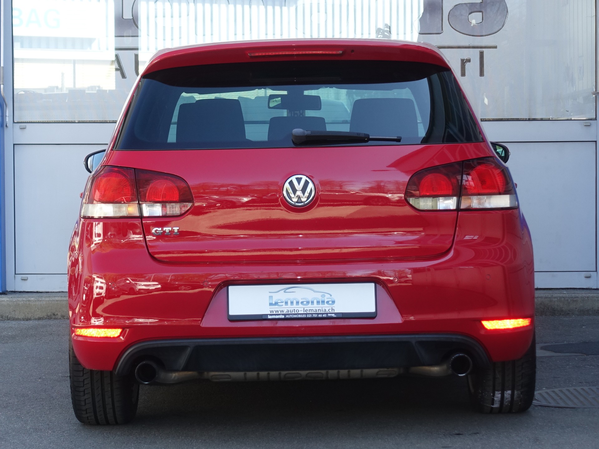VW Golf 2.0 TSI GTI-image-4