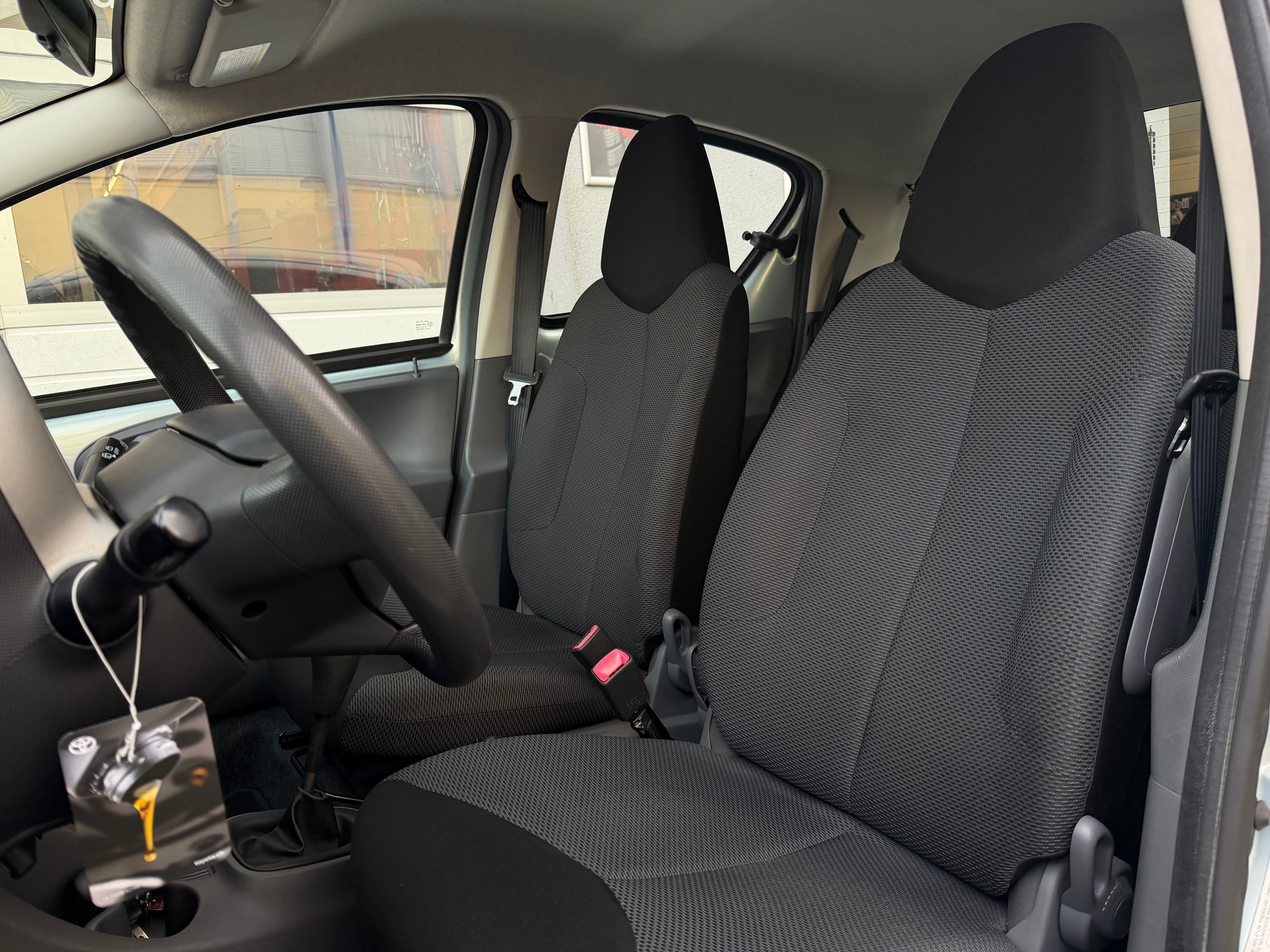 TOYOTA Aygo 1.0 Linea Terra *Ab MFK&Service*8-Fach Bereift*Aus 1.Hand*-image-11