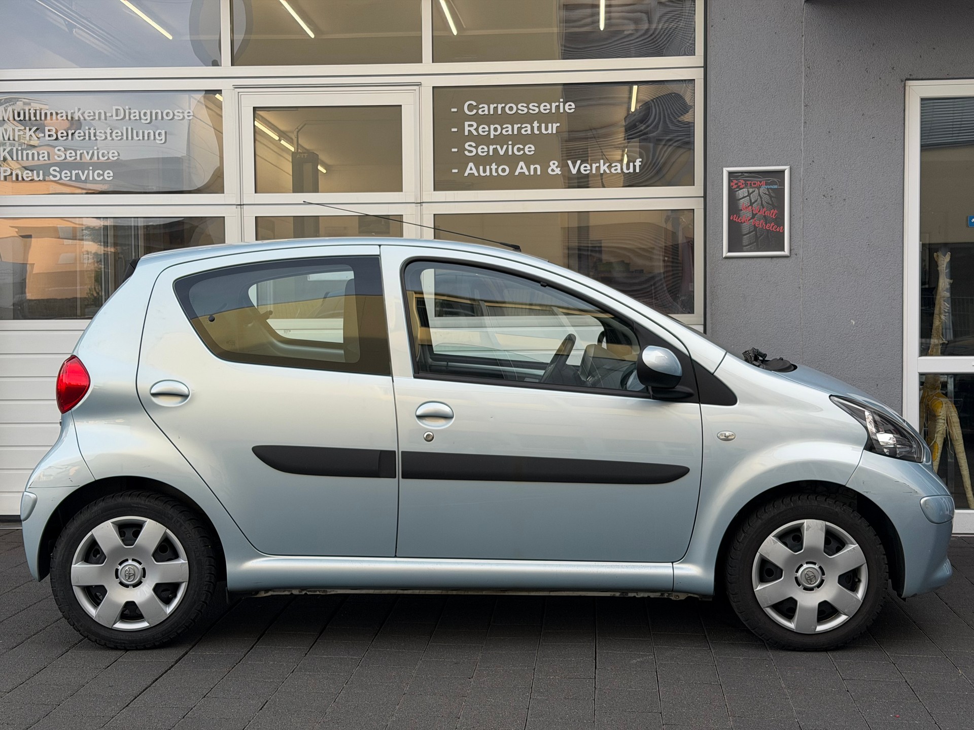 TOYOTA Aygo 1.0 Linea Terra *Ab MFK&Service*8-Fach Bereift*Aus 1.Hand*-image-5