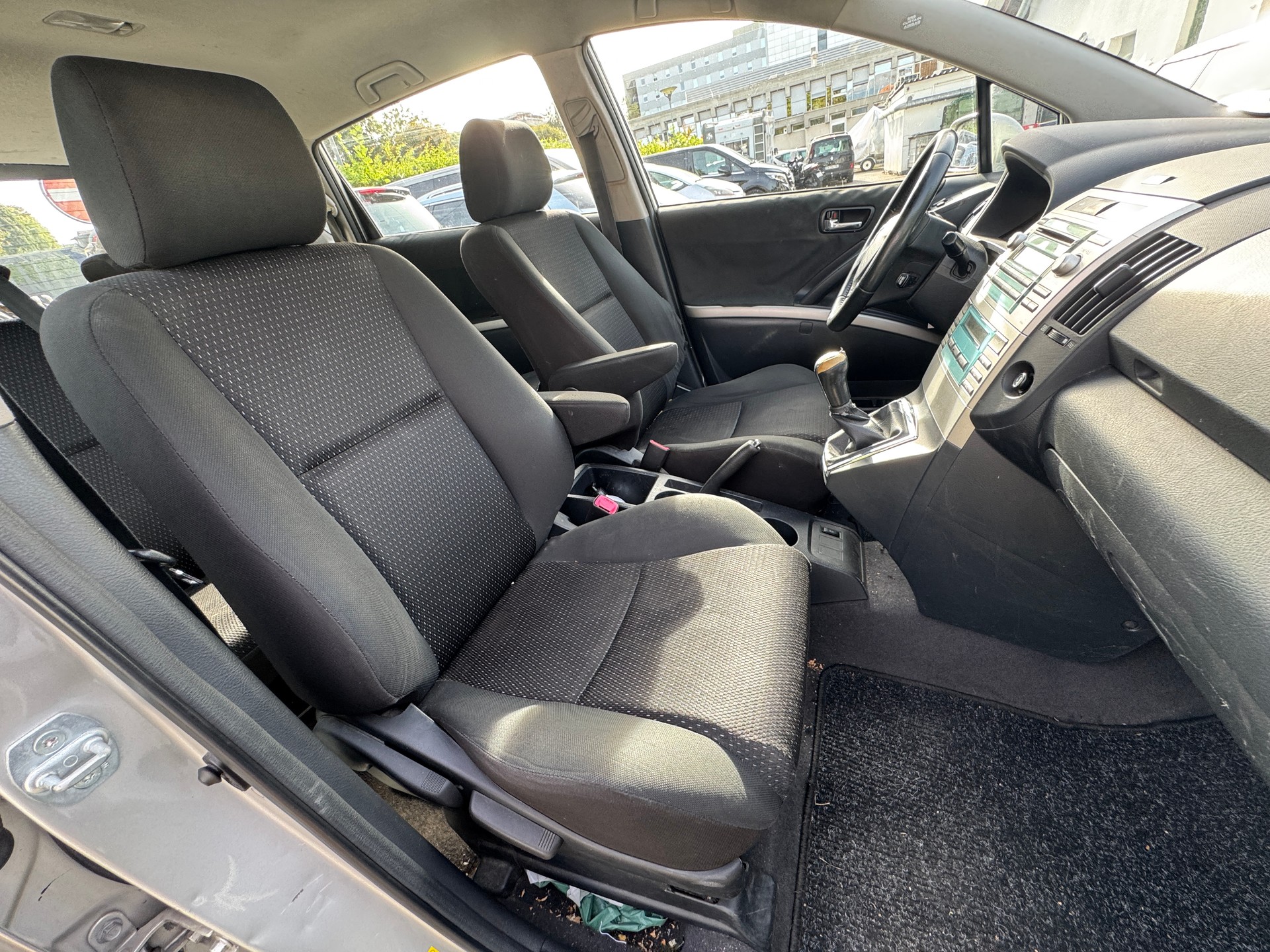 TOYOTA Corolla Verso 1.8 Linea Sol-image-7