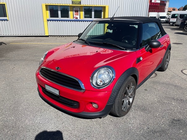 MINI One Cabriolet-image-0