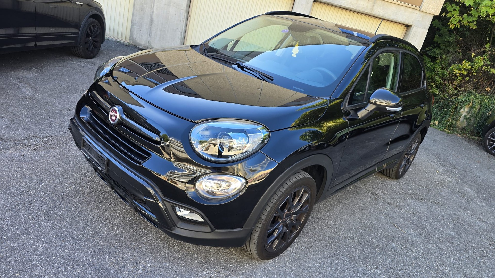 FIAT 500X 1.4T Off Road S-Design DCT Navi / PDC / Garantie-image-0