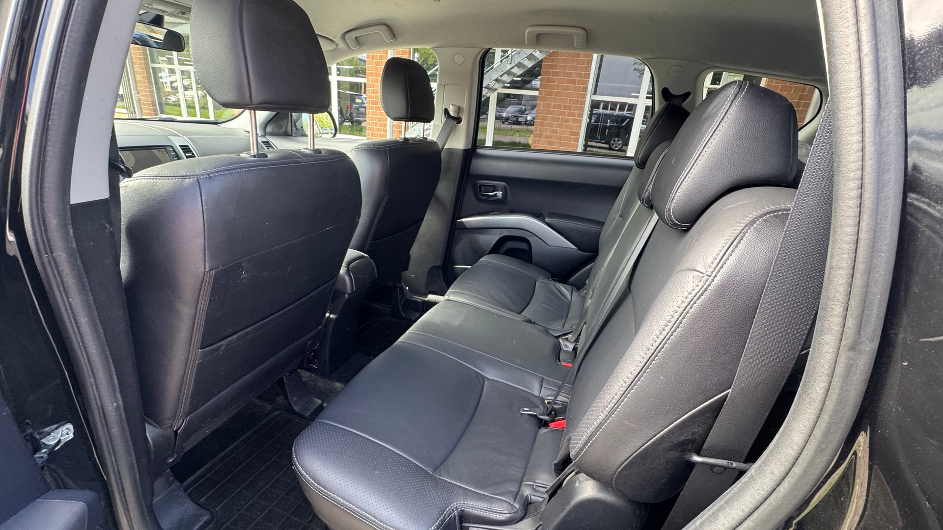PEUGEOT 4007 2.2 HDi Lion Edition DCS6-image-7